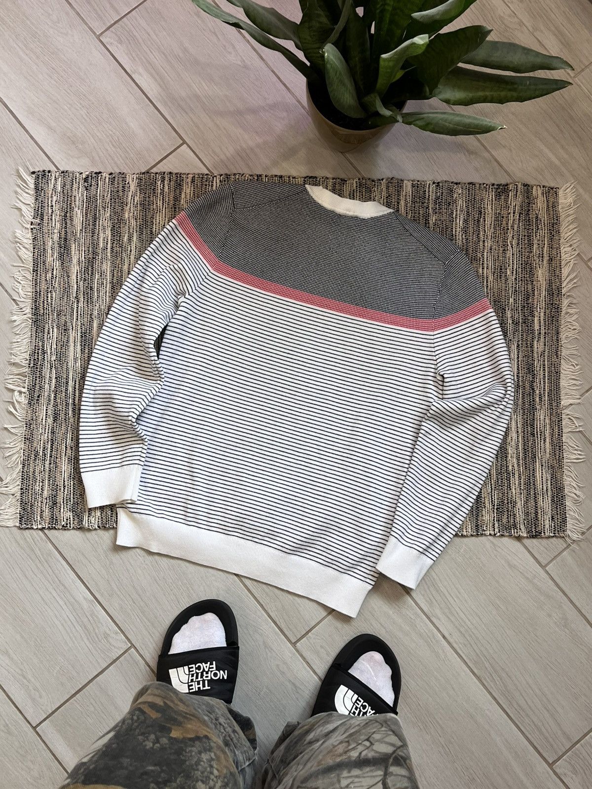 Designer × Hugo Luxury Hugo Sweater White Stripes Sweatshirt Hype Logo Y2K Size US L / EU 52-54 / 3 - 2 Thumbnail