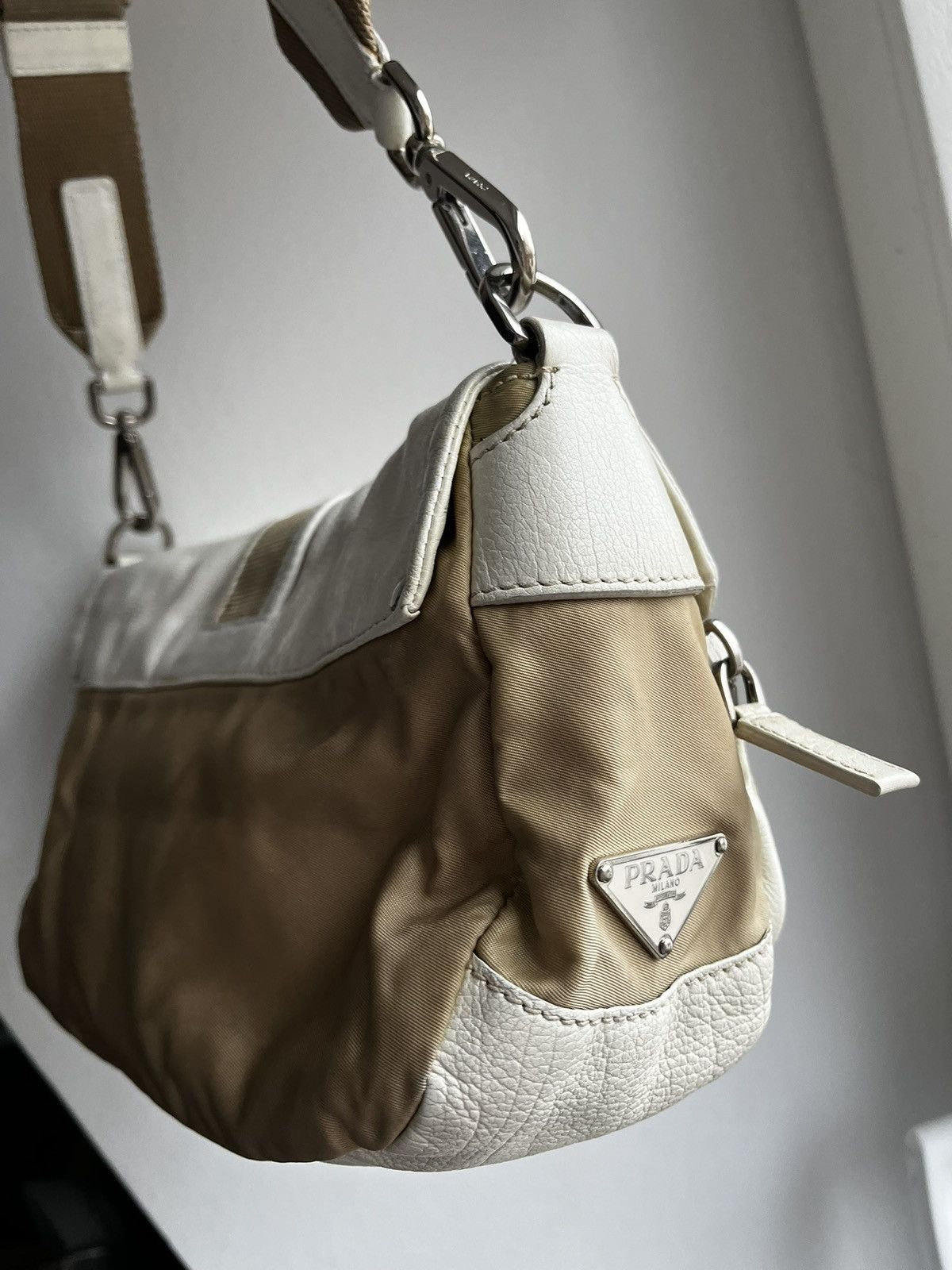 Prada 2004 Prada Pocket Flap Nylon / Canvas Shoulder Bag Size ONE SIZE - 4 Thumbnail
