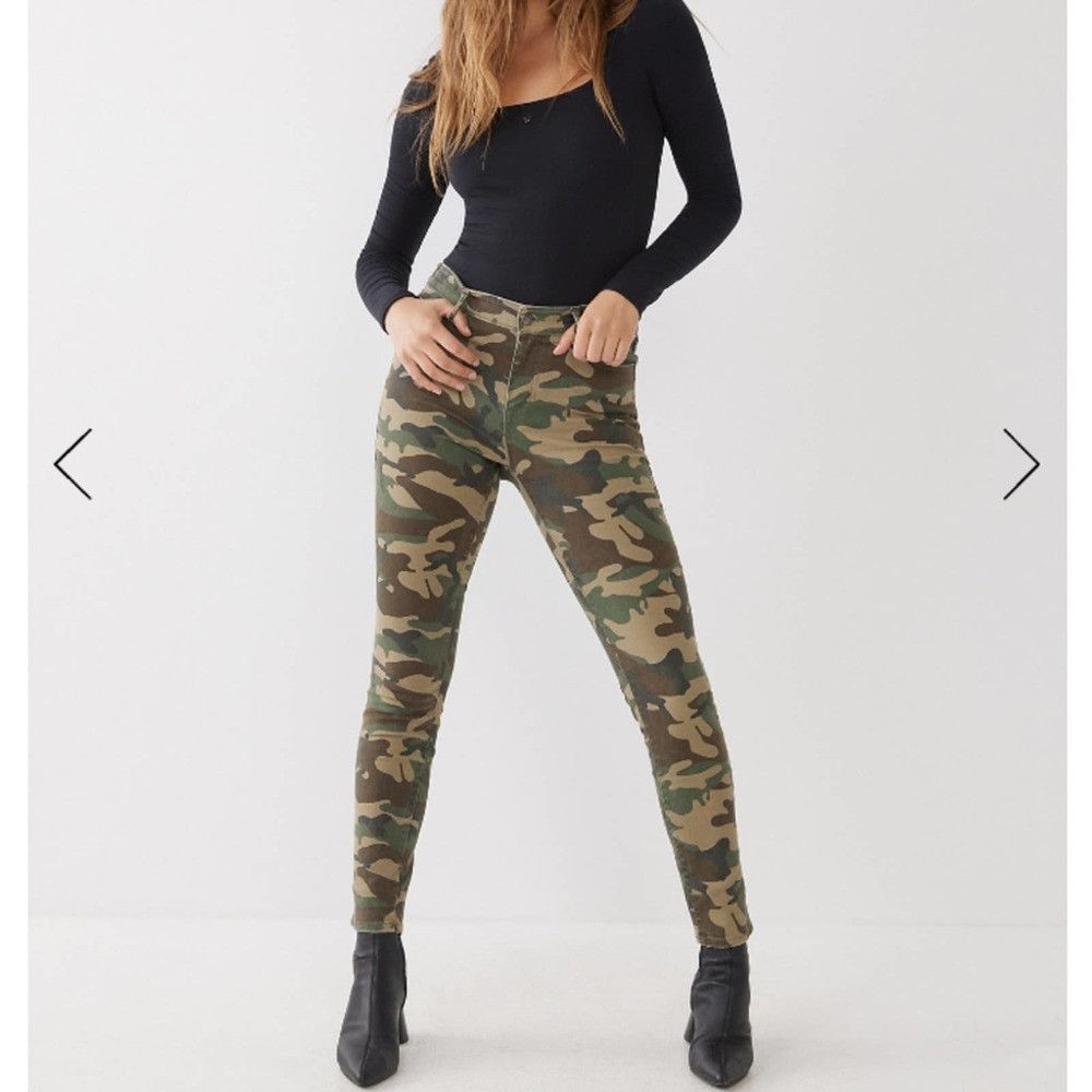 True Religion True religion Jennie curvy super skinny camo jeans size 29 Size 28" / US 6 / IT 42 - 1 Thumbnail