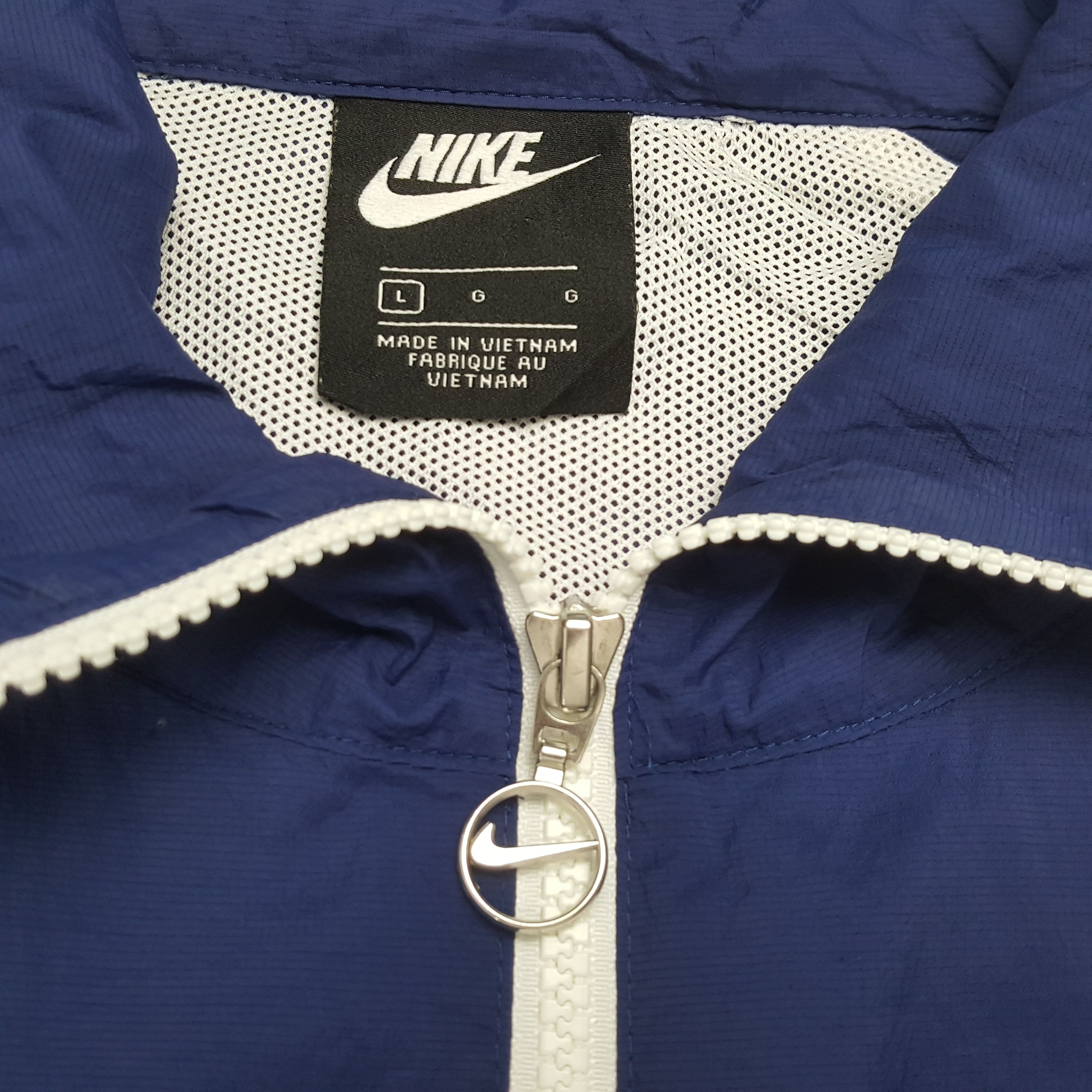 Nike × Vintage NIKE Big Logo Design Sportswear Style Windbreaker Jacket Size US XL / EU 56 / 4 - 10 Thumbnail