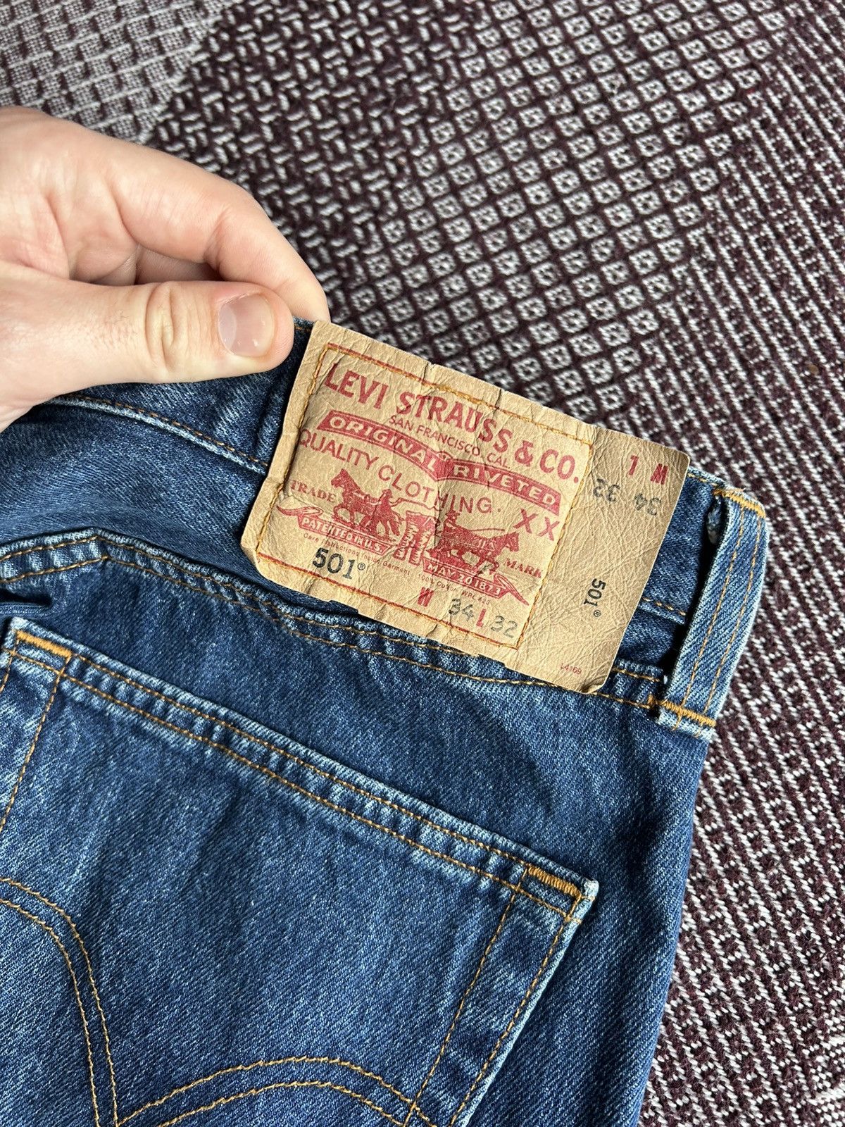 Levi's × Vintage Vintage Levis 501 Distressed Jeans Baggy Fit Size 34 X 32 Size US 34 / EU 50 - 5 Thumbnail