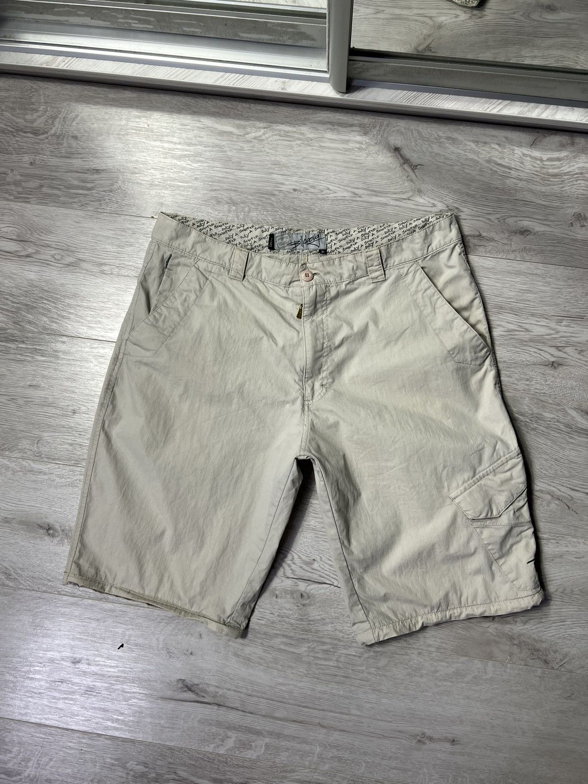 Billabong × Vintage Vintage Billabong Nylon Shorts With Pocket Logo Size US 36 / EU 52 - 3 Thumbnail