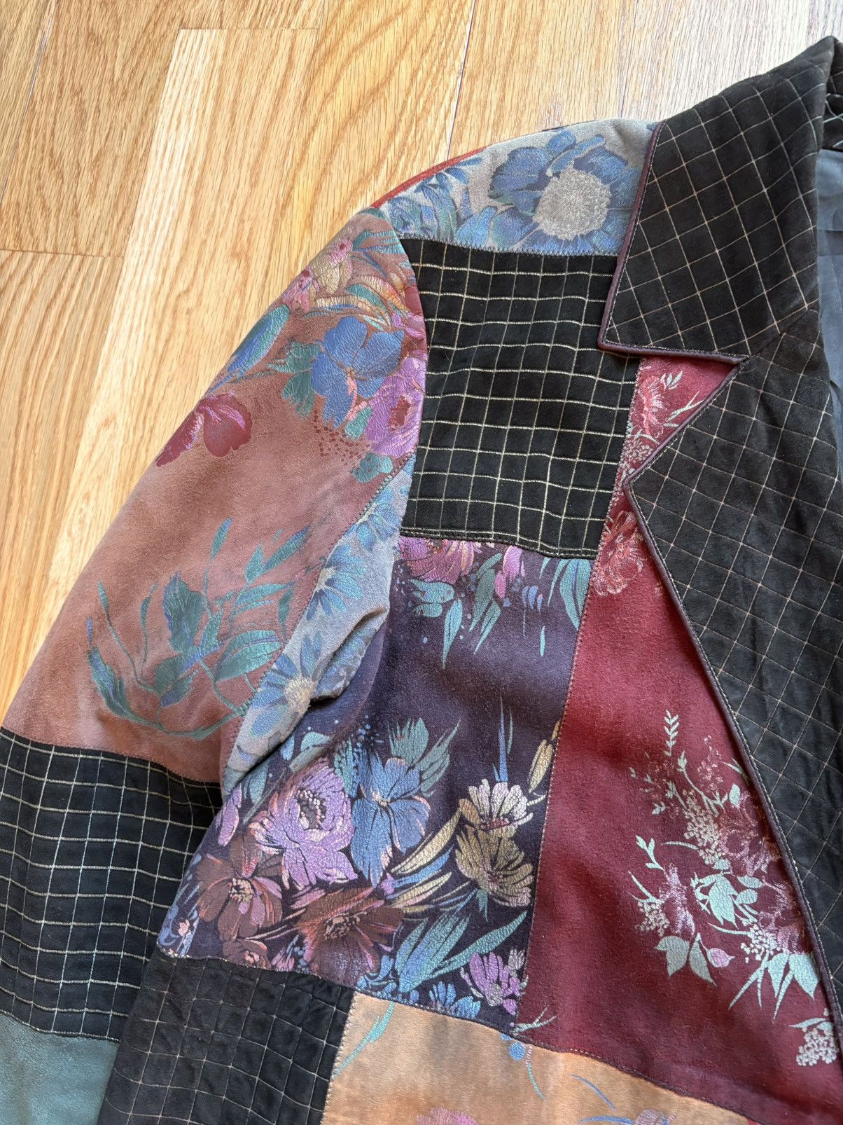 Roberto Cavalli Roberto Cavalli Vintage 80s Floral Patchwork Suede Blazer M Size US M / EU 48-50 / 2 - 10 Thumbnail