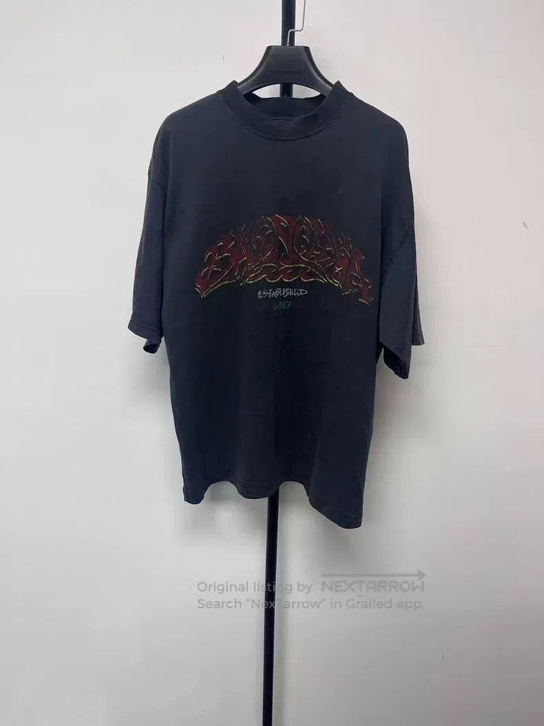 Balenciaga Balenciaga Casual Round Neck Short Sleeve T-Shirt Size US XS / EU 42 / 0 - 1 Thumbnail