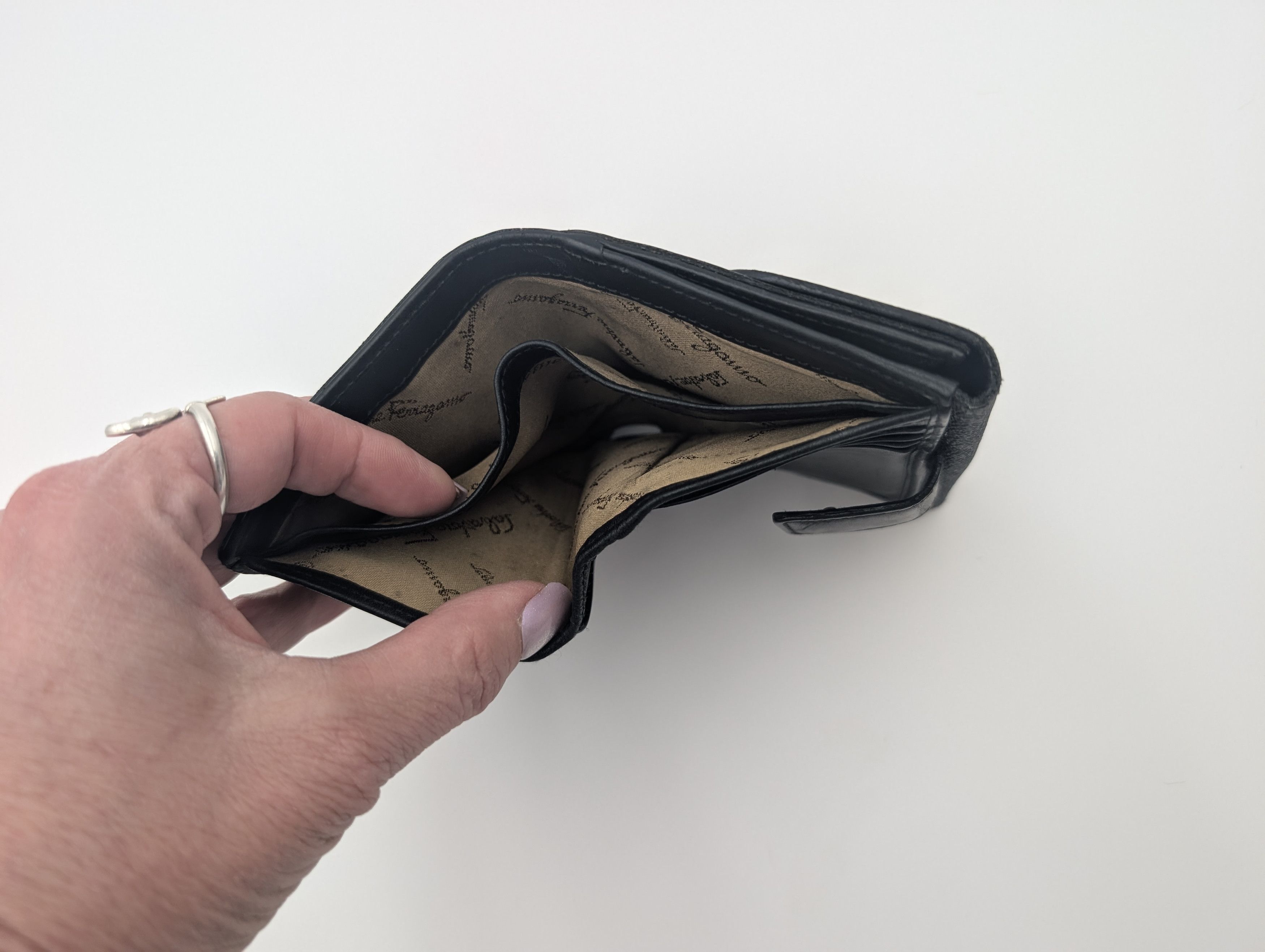Salvatore Ferragamo Salvatore Ferragamo Black Leather Compact Wallet Size ONE SIZE - 4 Thumbnail