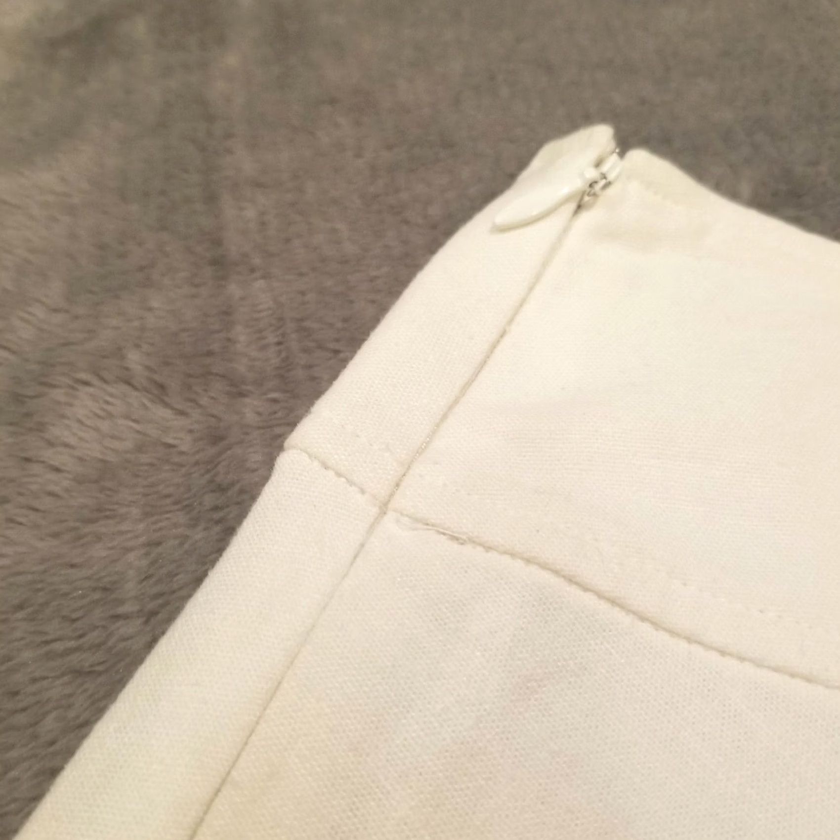 Vintage TravelSmith Skirt Womens 10 White Swing Line Size Embroidered Hem Linen Blend Size 32" / US 10 / IT 46 - 8 Thumbnail