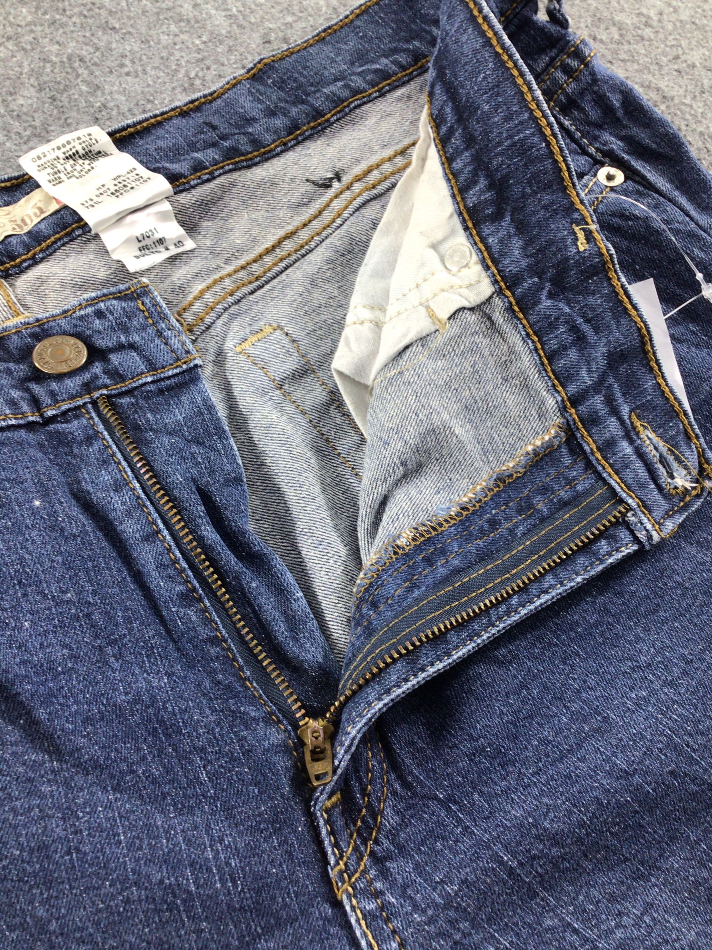 Levi's Vintage Levis 505 Jeans-J623 Size US 37 - 7 Thumbnail