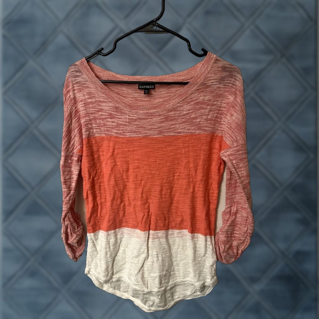 Express Express Tops S Pink Multicolor Round Neck 3/4 Sleeve Knit Pullover Womens Size S / US 4 / IT 40 - 1 Thumbnail