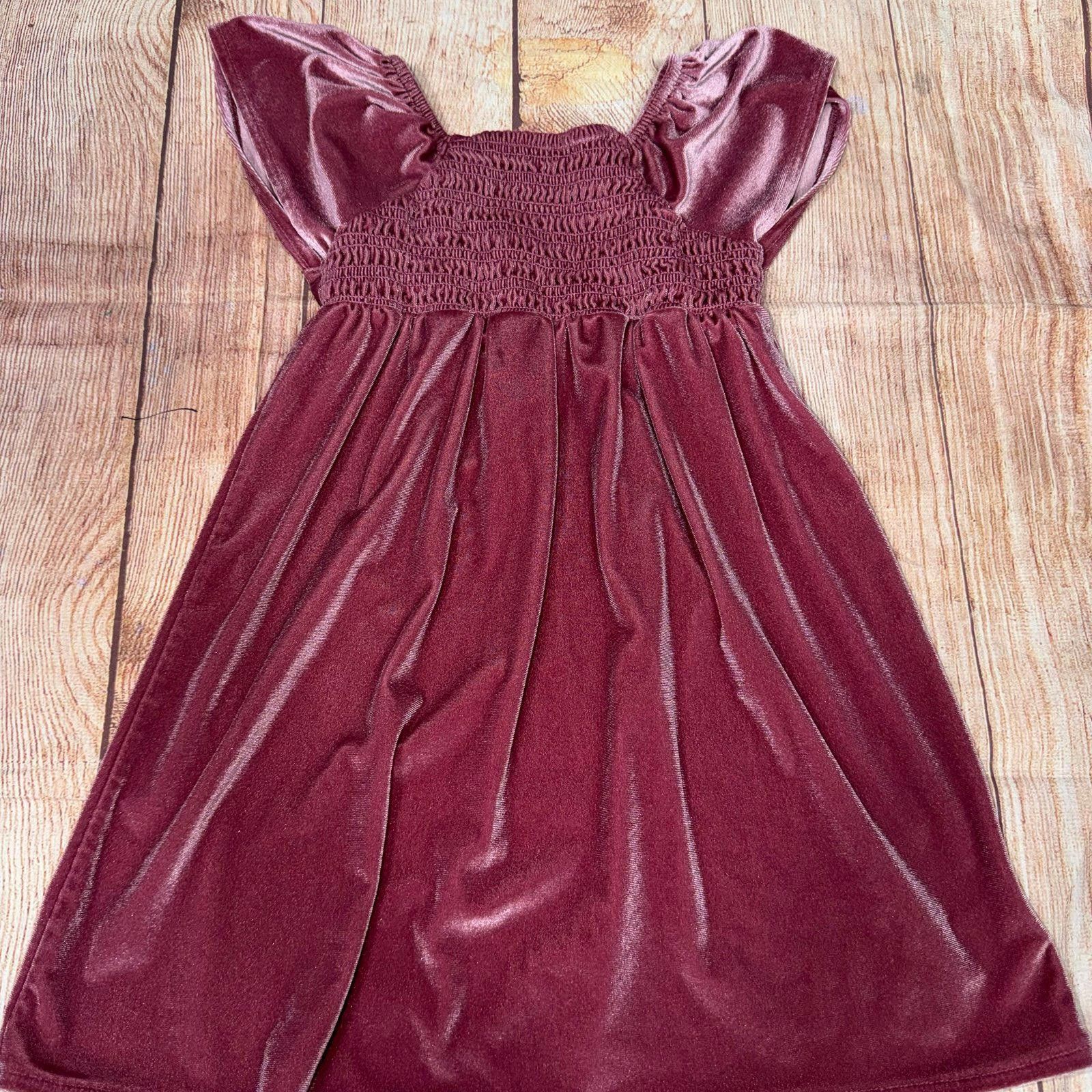 Other Girls Fall/Winter 5T Bundle Size ONE SIZE - 3 Thumbnail