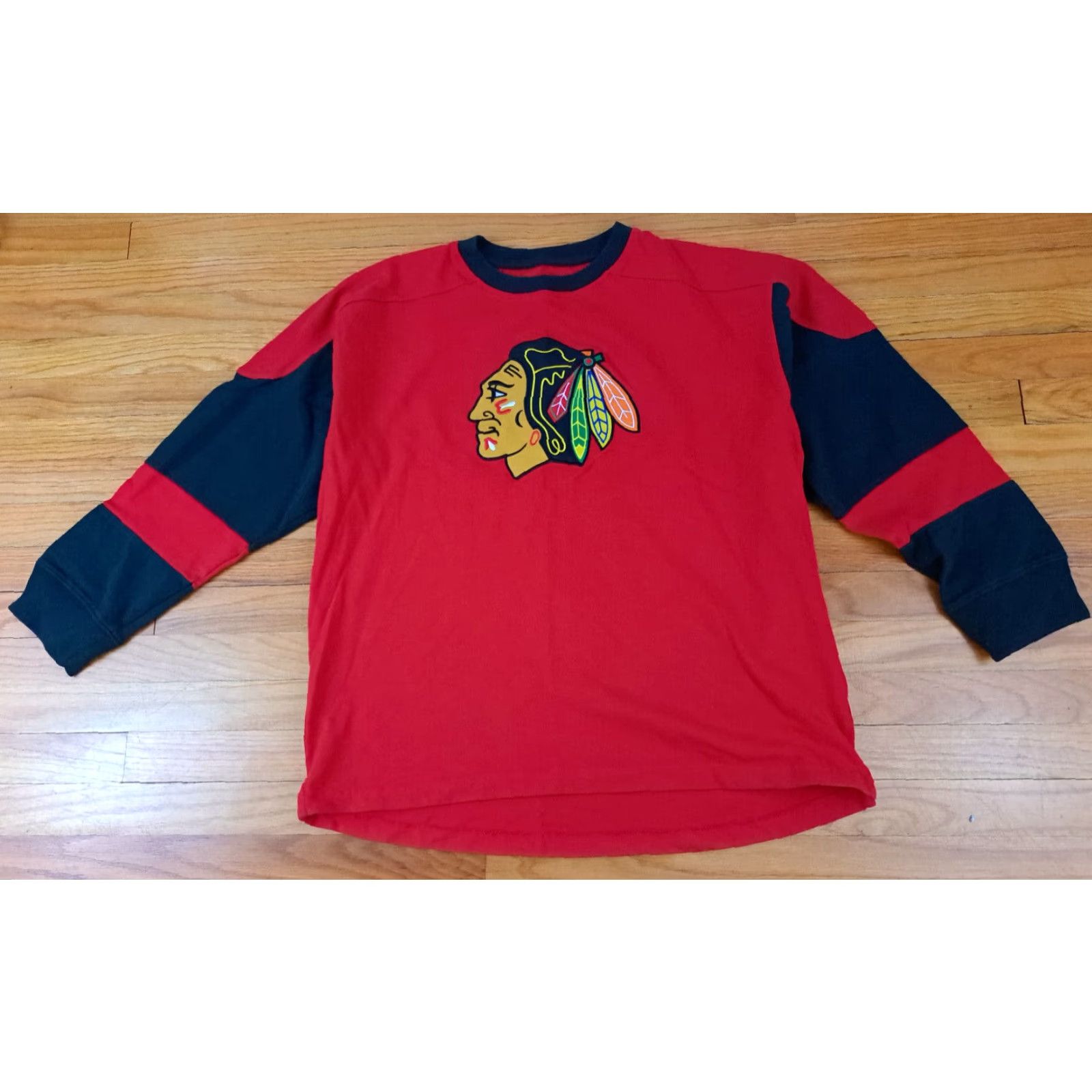 NHL VINTAGE Chicago Blackhawks Hockey Embroidered Patch Sweatshirt NHL XL Red Mens Sweatshirt Size US XL / EU 56 / 4 - 2 Thumbnail