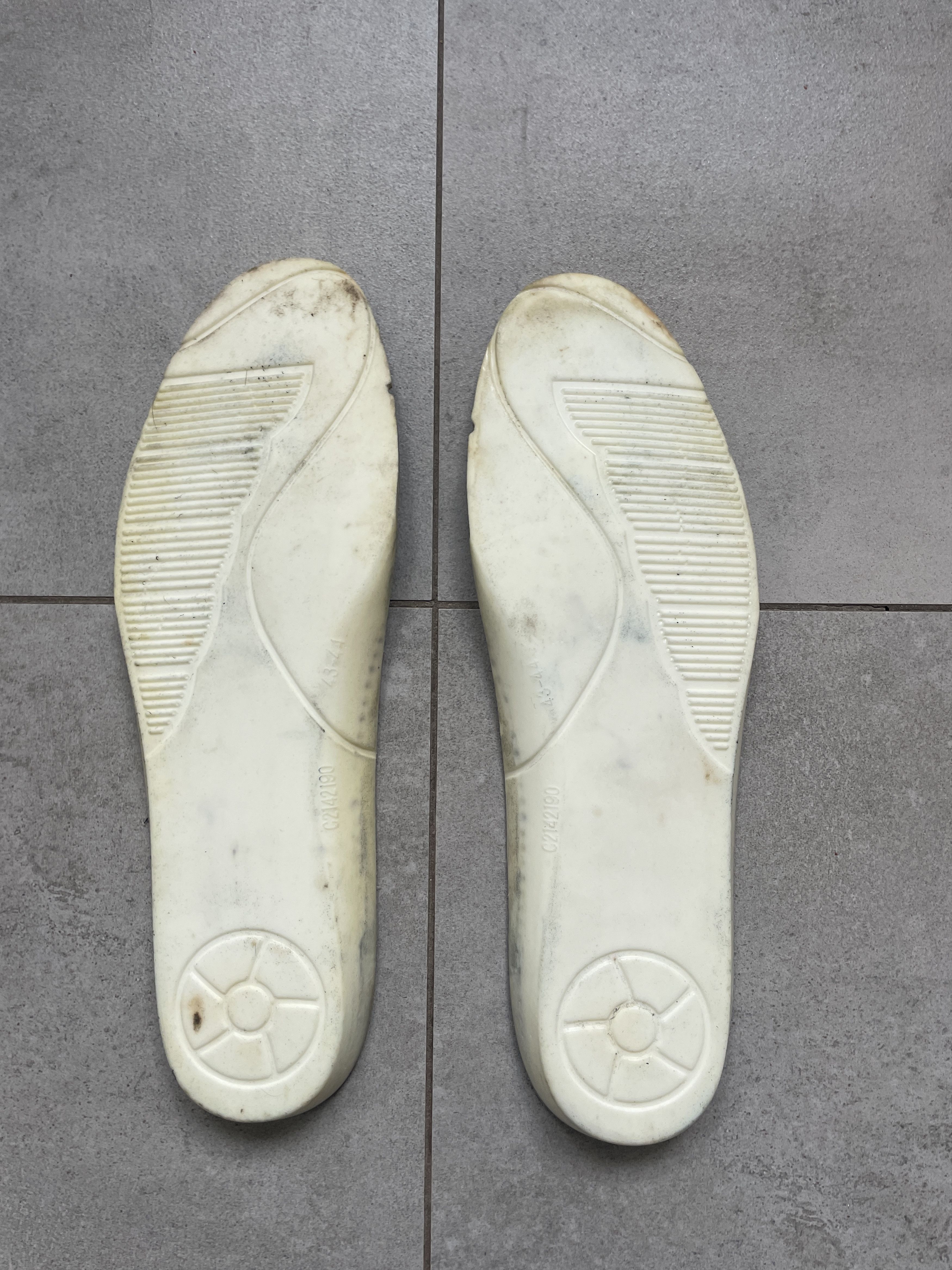 Versace Y2K VERSACE VERSUS ARENA WHITE BLACK LEATHER HI TOPS Size US 10 / EU 43 - 13 Thumbnail