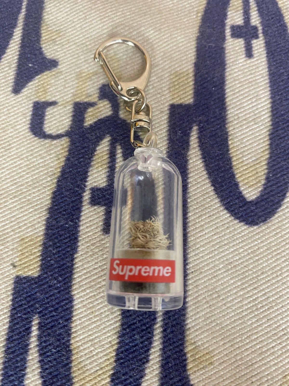 Supreme Supreme Cactus Keychain Size ONE SIZE - 1 Thumbnail