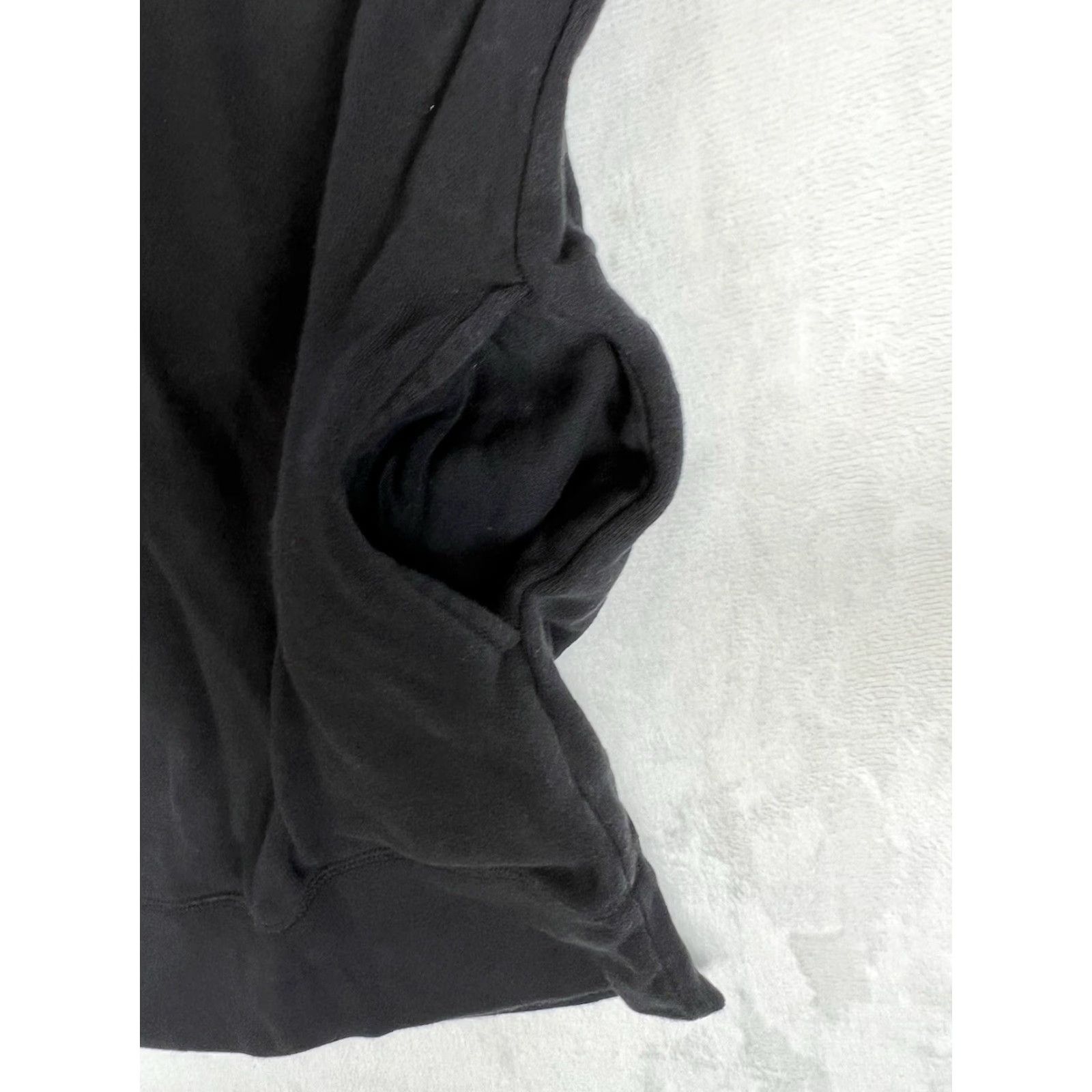 Uniqlo VINTAGE Uniqlo Verdy Hoodie Sweatshirt L Black Get A Move On Dog Cartoon Art Graphic Print Hooded Pockets Pullover Men Size US L / EU 52-54 / 3 - 6 Thumbnail