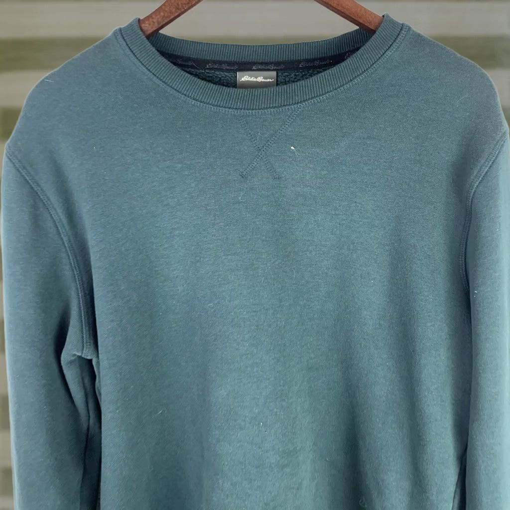 Eddie Bauer Eddie Bauer Mens Large Long Sleeve Pullover Crew Neck Adult Casual Sweater Vintage Size US L / EU 52-54 / 3 - 1 Thumbnail