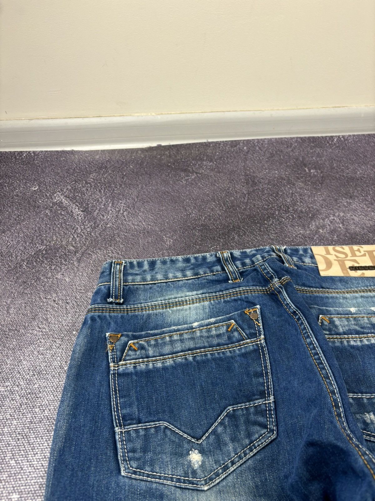 Diesel Vintage Diesel Y2K Faded Denim Hype Baggy Jeans Size US 34 / EU 50 - 7 Thumbnail