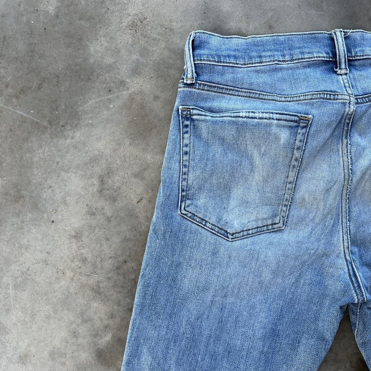 Japanese Brand Vintage Japanese Faded Distressed Denim Jean Pant W32 Size US 32 / EU 48 - 14 Thumbnail