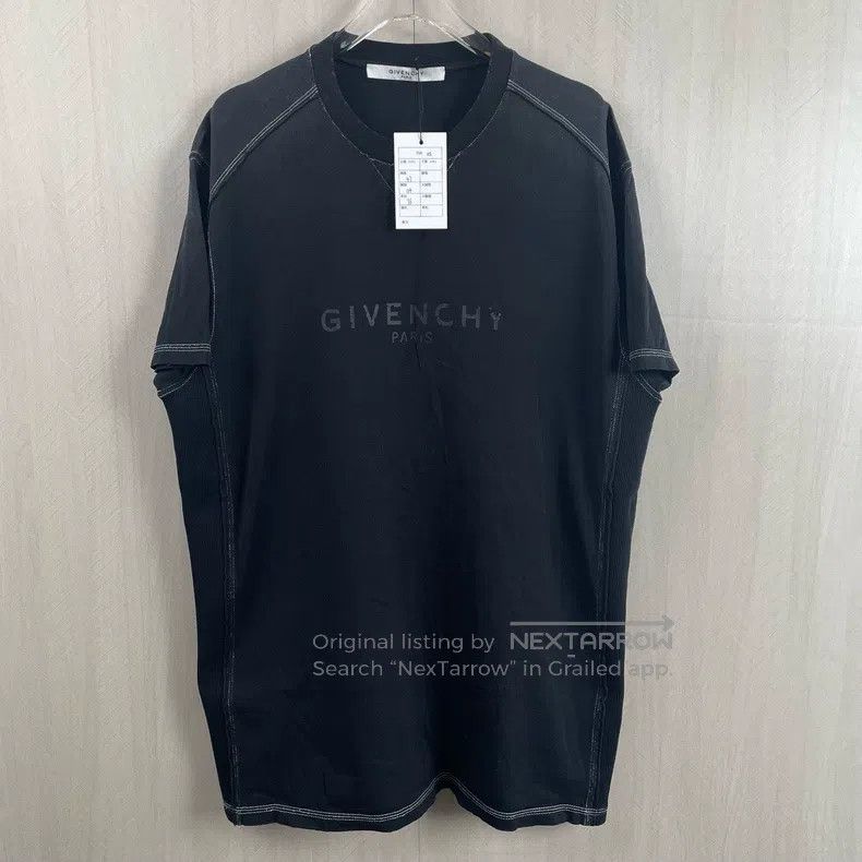 Givenchy Givenchy Black Distressed Letter Short Sleeve Size US XS / EU 42 / 0 - 1 Thumbnail