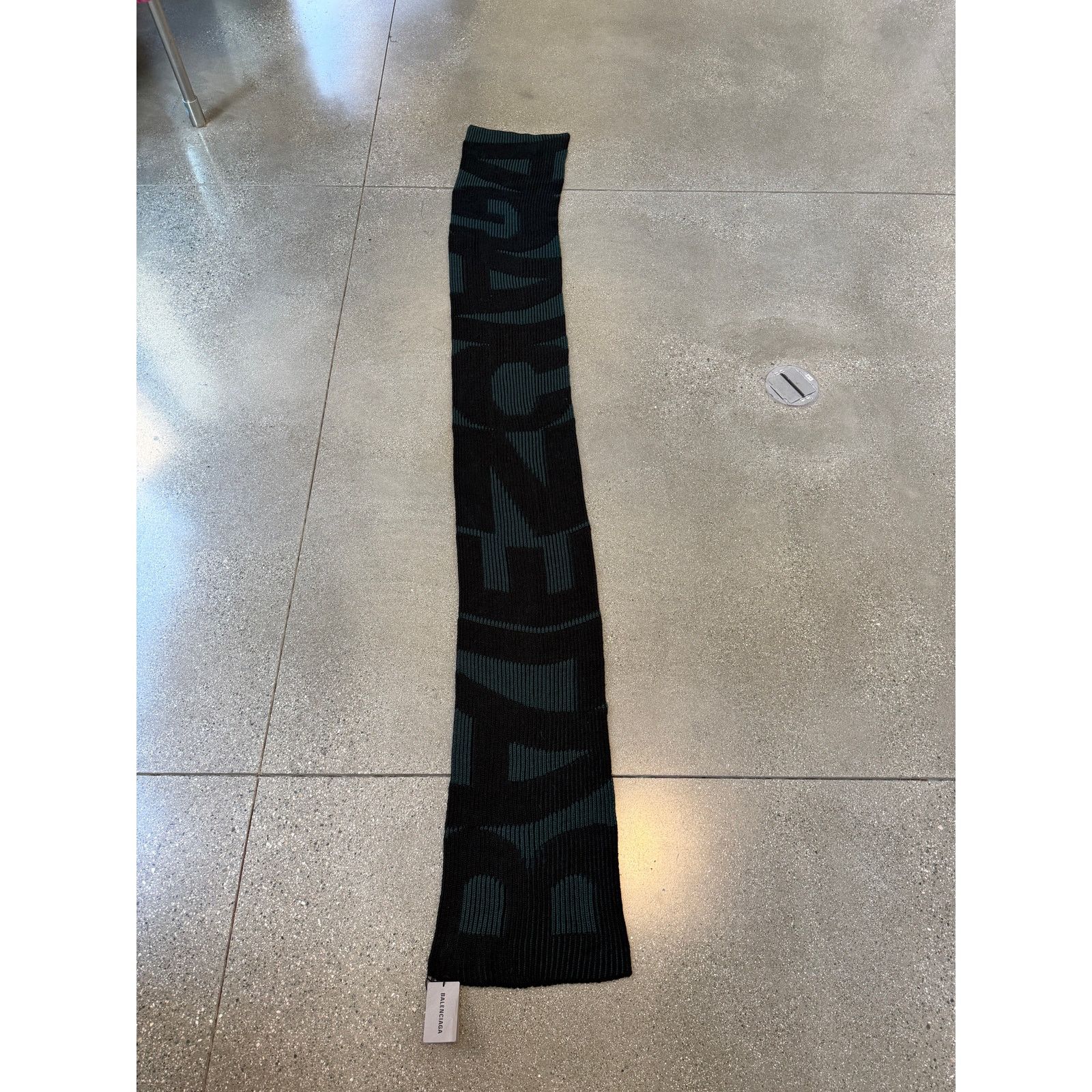 Balenciaga Balenciaga Logo-Jacquard Wool Scarf Size ONE SIZE - 10 Thumbnail
