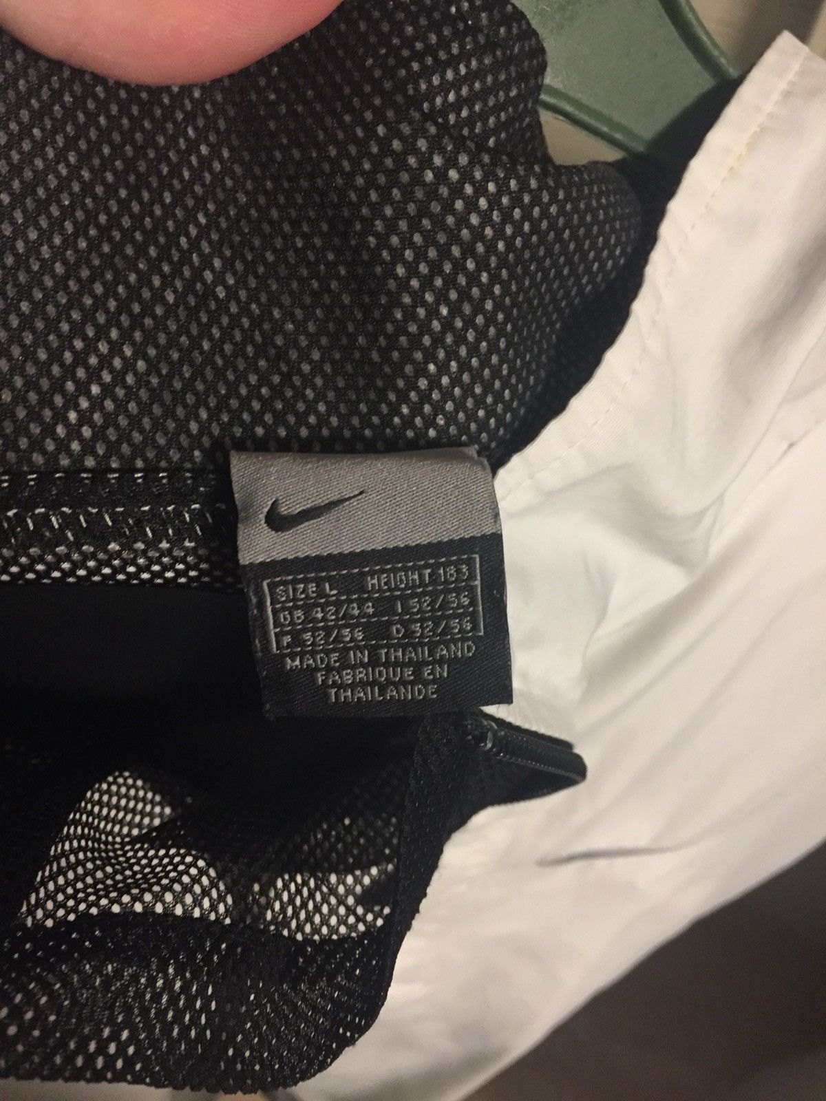 NBA NIKE UPTEMPO VINTAGE BASKETBALL ANORAK JACKET SIZE L Size US L / EU 52-54 / 3 - 7 Thumbnail