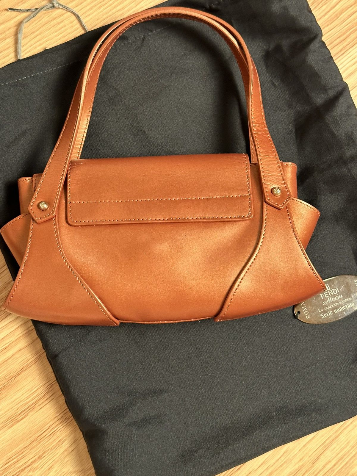 Fendi Authentic Vintage Y2K Fendi Baguette Bag Size ONE SIZE - 9 Thumbnail