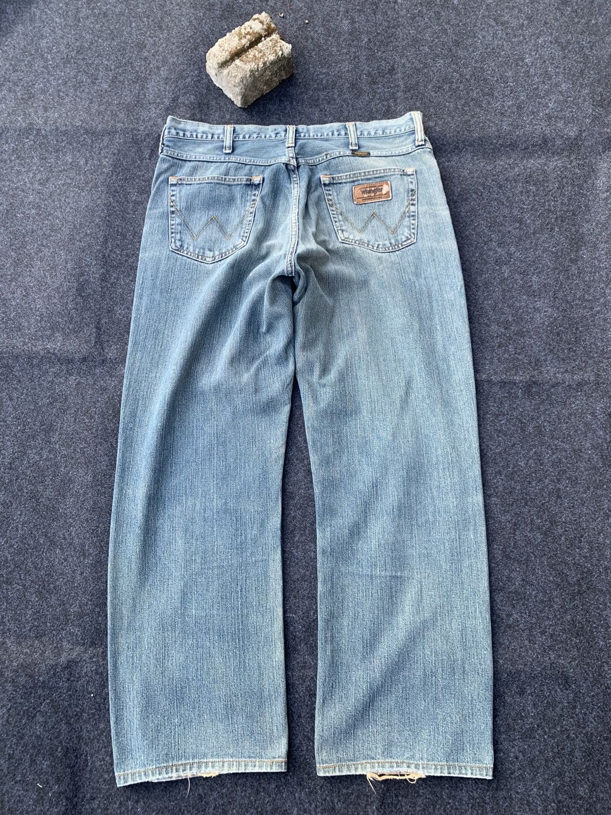 Wrangler Vintage Wrangler jeans. (23) Size US 34 / EU 50 - 2 Thumbnail