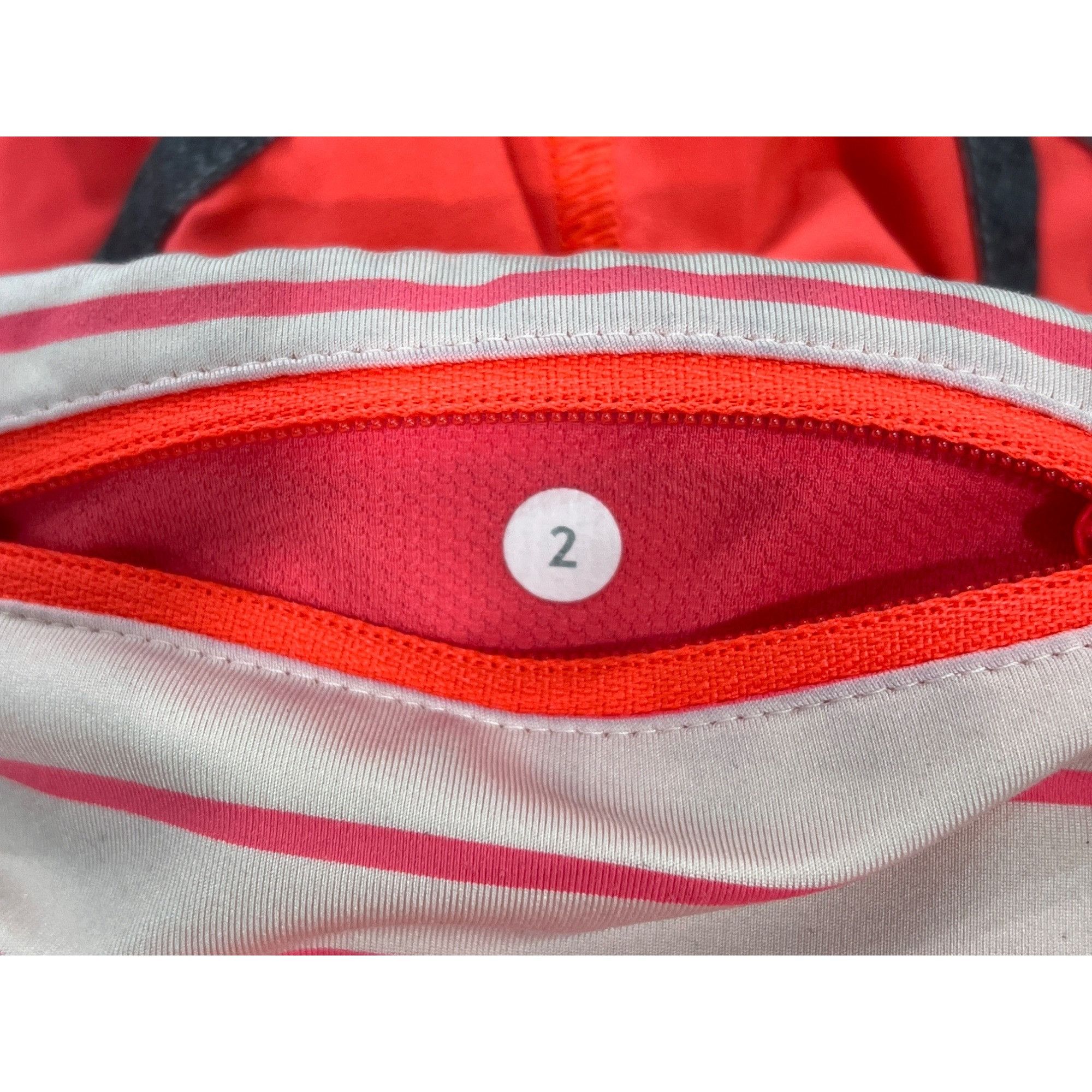 Lululemon Lululemon Speed Short *4-way Stretch 2.5" Size 2 Size 26" / US 2 / IT 38 - 5 Thumbnail