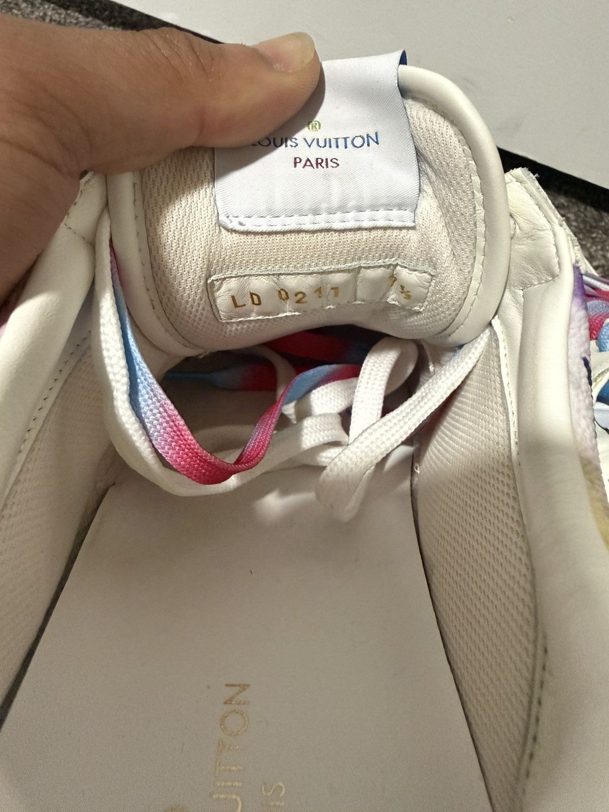 Louis Vuitton Lv Monogram Leather Sneakers Size US 8.5 / EU 41-42 - 10 Thumbnail
