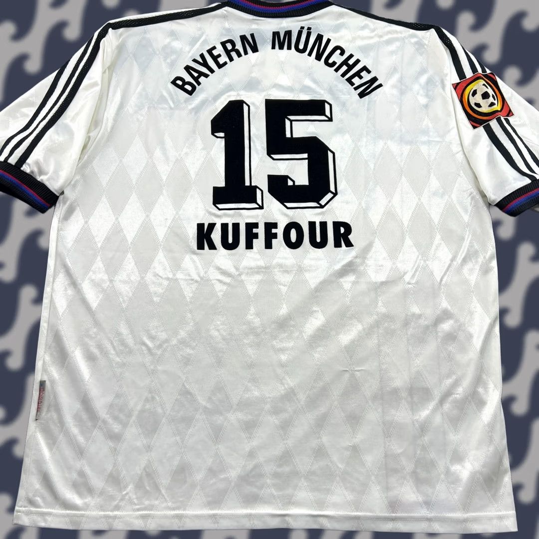 Adidas adidas Bayern Munich Samuel Kuffour 1996 1997 1998 Away Football Jersey Mens T-Shirt XL White Adidas Shirt Boys? Size US XL / EU 56 / 4 - 1 Thumbnail