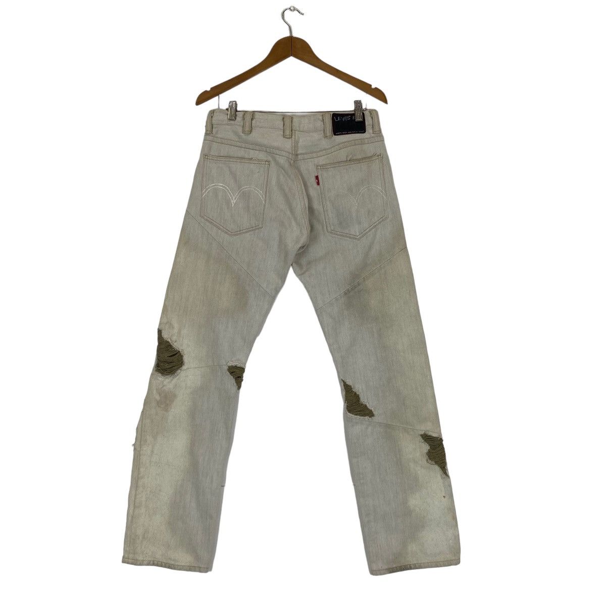 Levi's Nice design Levi's Red distressed style jeans Size US 32 / EU 48 - 2 Thumbnail