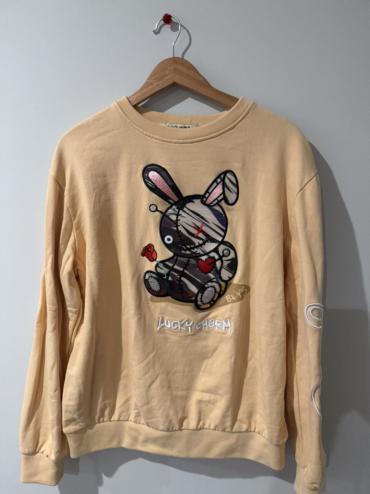 Other Lucky Charm Voodoo bunny Yellow crewneck Size US M / EU 48-50 / 2 - 1 Thumbnail