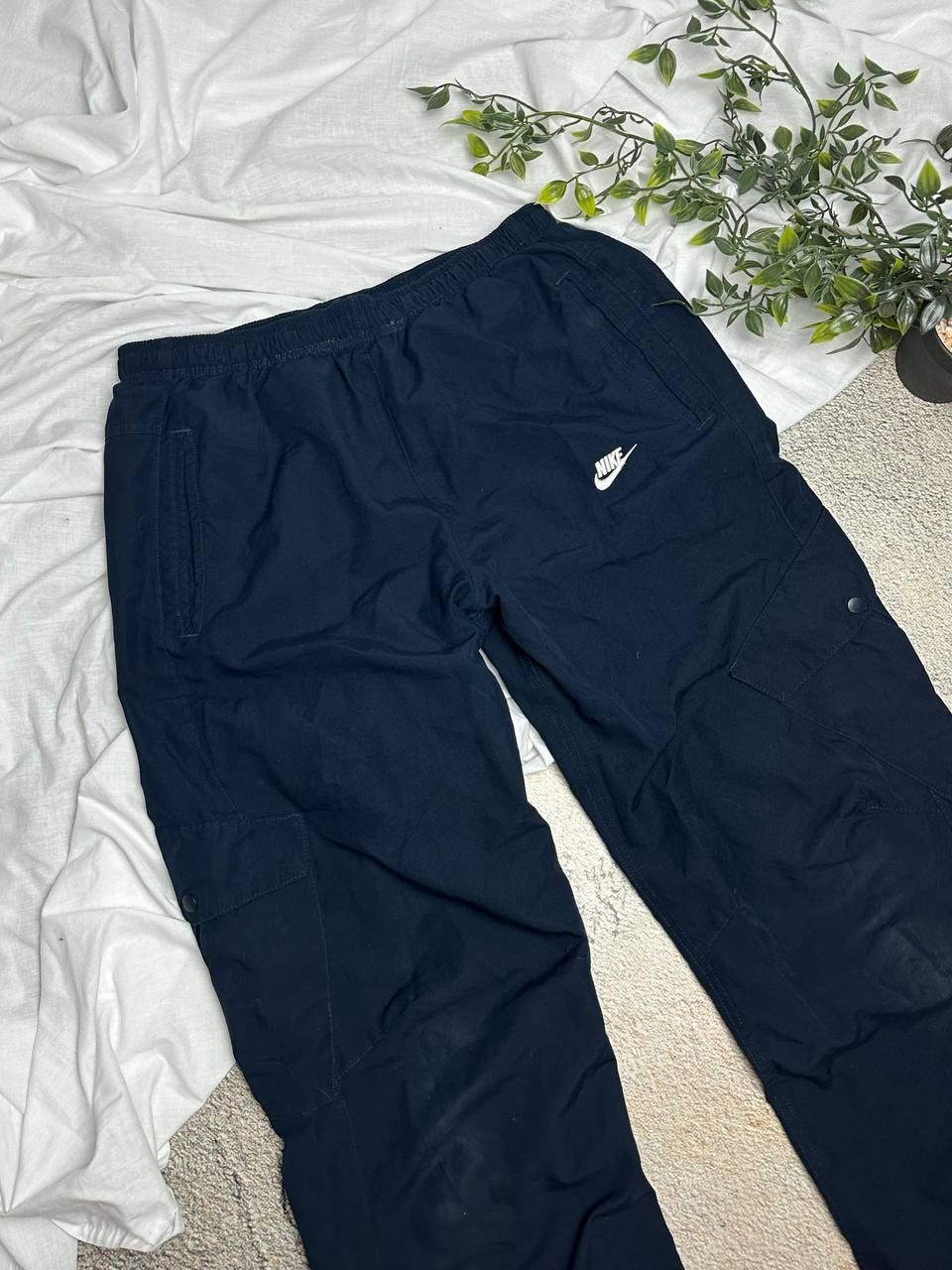 Nike × Vintage Nike nylon cargo pants boxy fit faded Size US 34 / EU 50 - 2 Thumbnail