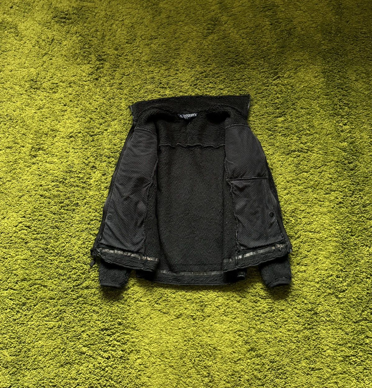 Arc’teryx 2000s vintage Y2K fuzzy fleece jacket polartec