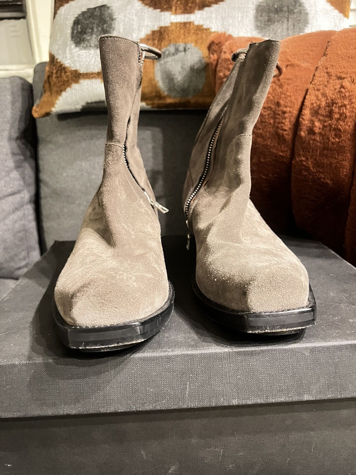 Vetements Vetements Taupe Suede Cowboy Ring Western Ankle Boots Size US 9 / EU 42 - 16 Thumbnail