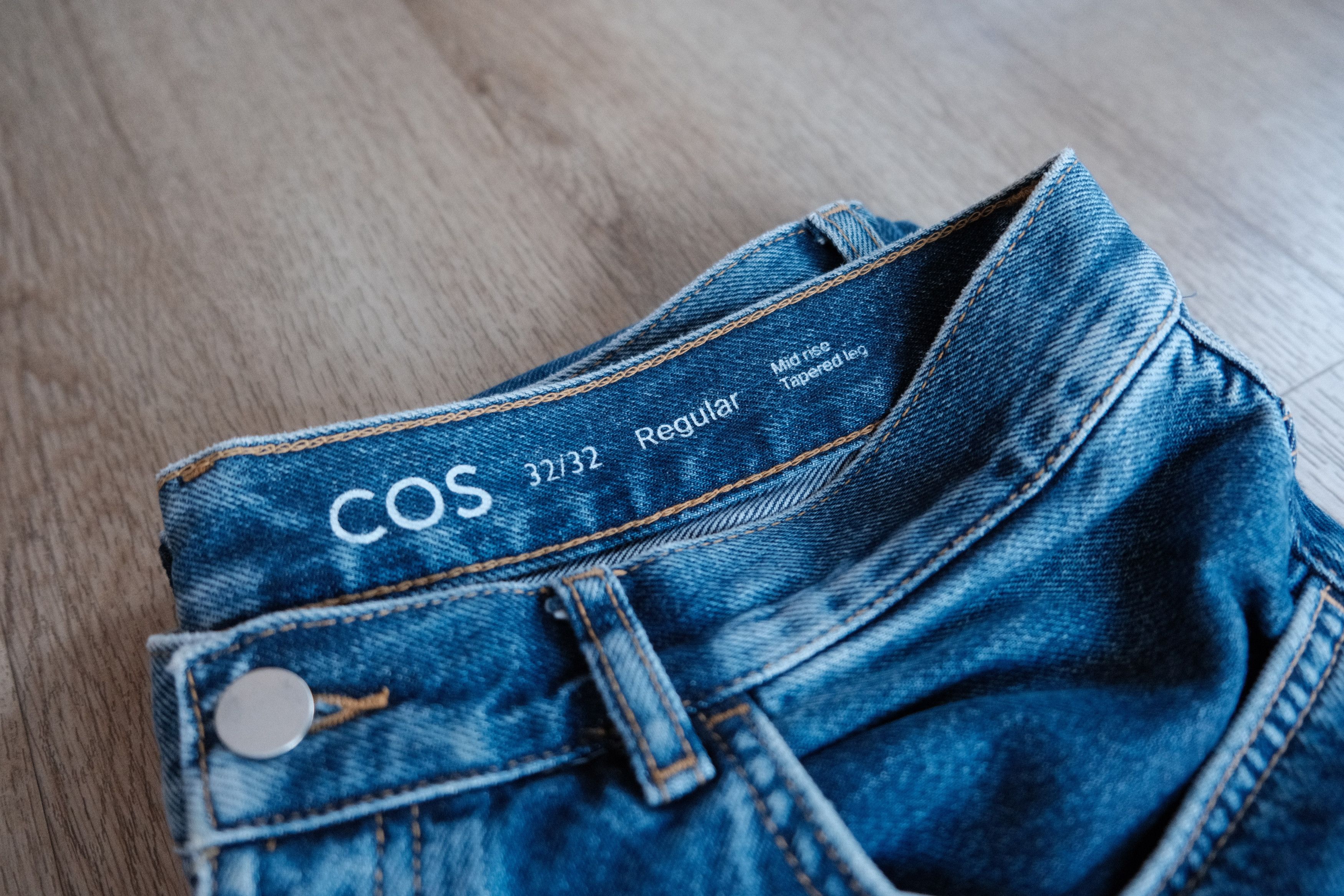 Cos COS Regular Tapered Jeans Size US 32 / EU 48 - 1 Thumbnail