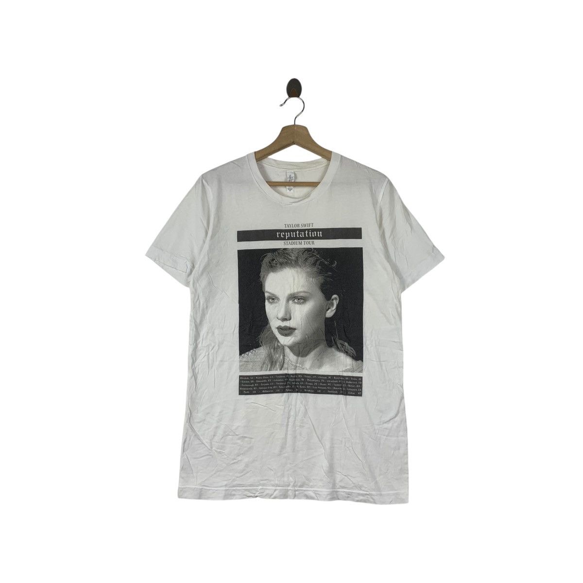 Band Tees TAYLOR SWIFT REPUTATION 2018 Tour Live Promo Tee Shirt Top Size M / US 6-8 / IT 42-44 - 1 Thumbnail