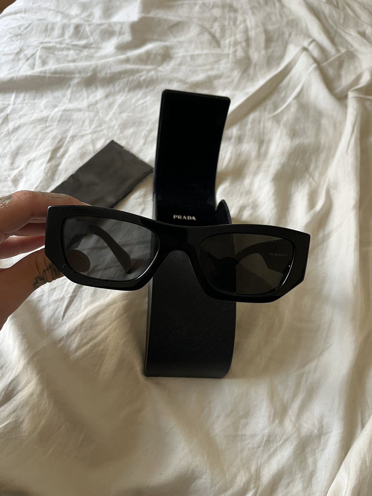 Prada Prada Sunglasses Size ONE SIZE - 5 Thumbnail