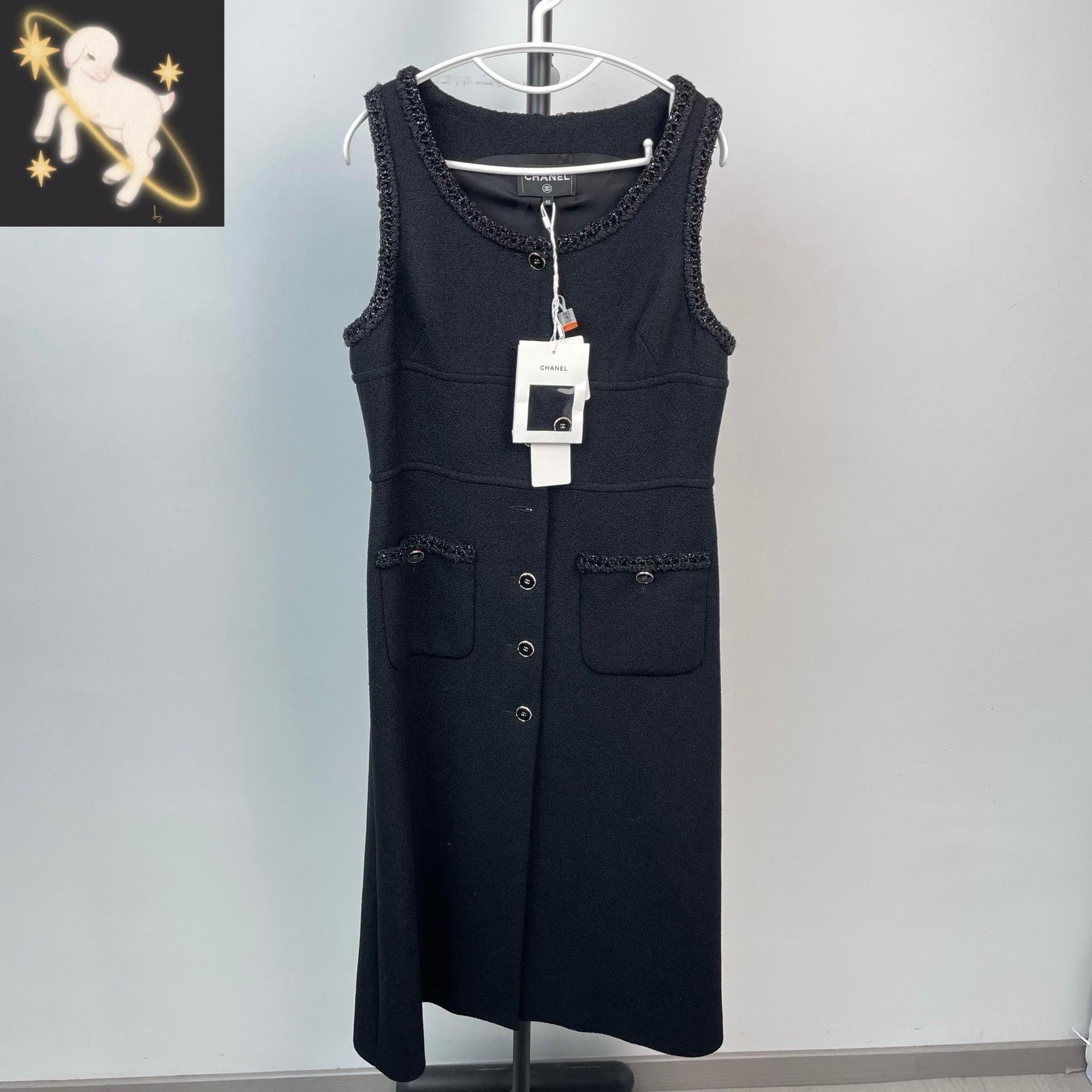 Chanel Chanel 25B Black Button Sleeveless Dress Size M / US 6-8 / IT 42-44 - 1 Thumbnail