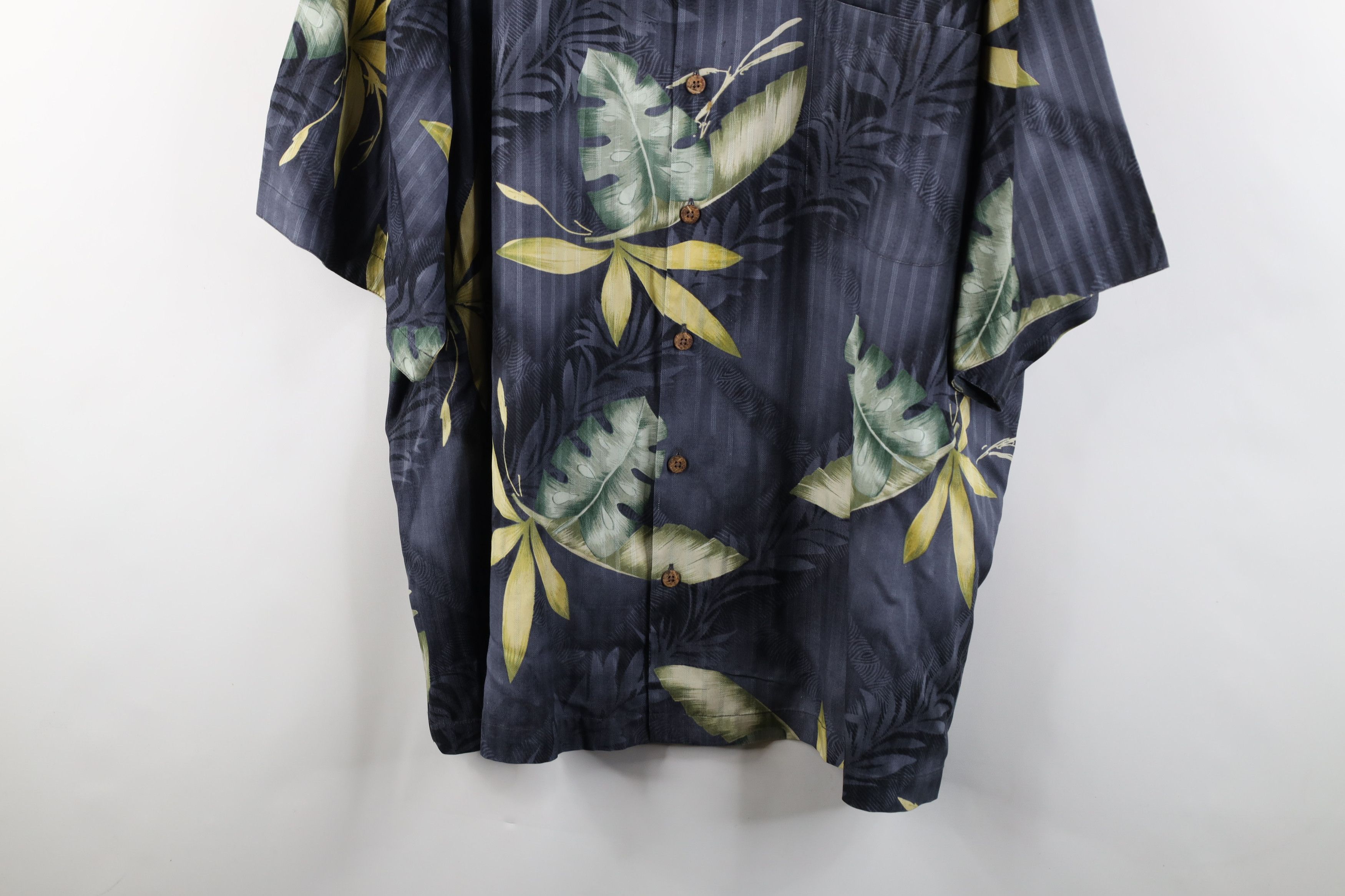 Tommy Bahama × Vintage Vintage 90s Tommy Bahama Looped Collar Hawaiian Button Shirt Size US XXL / EU 58 / 5 - 3 Thumbnail