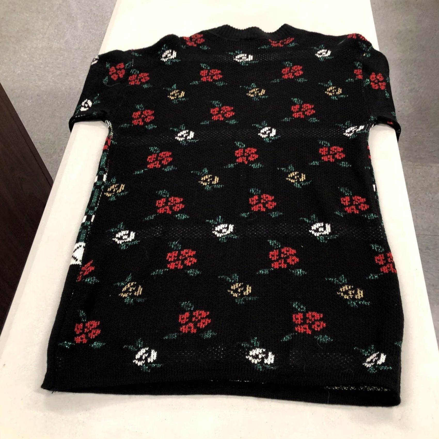 Valentino VINTAGE Mathias Sweater Women's M Black 80s 90s Floral Hearts Glitter Pullover Knit Crew Neck Long Sleeve Holiday Christmas Valentine Mens? Womens Size M / US 6-8 / IT 42-44 - 7 Thumbnail