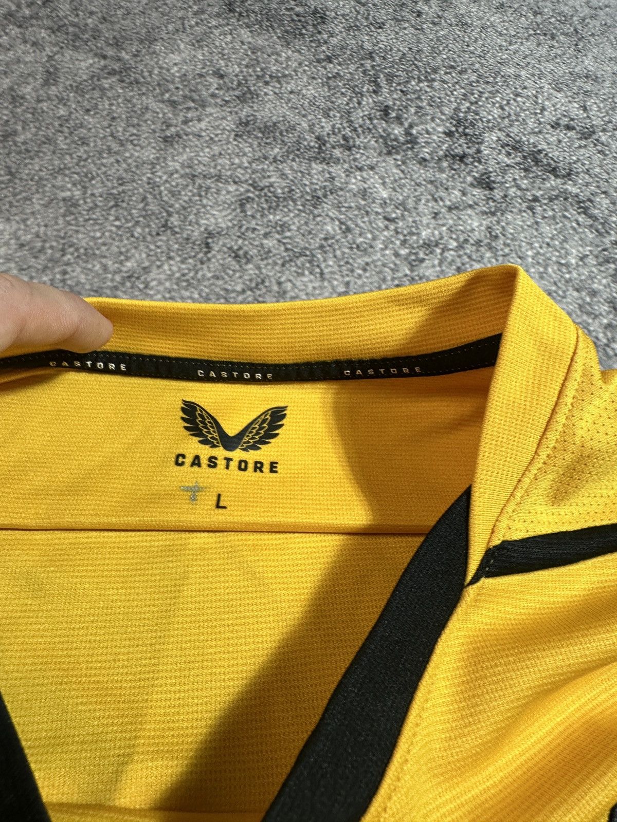 Castore Castore Wolverhampton Wanderers Soccer Jersey Streetwear L Size US M / EU 48-50 / 2 - 3 Thumbnail