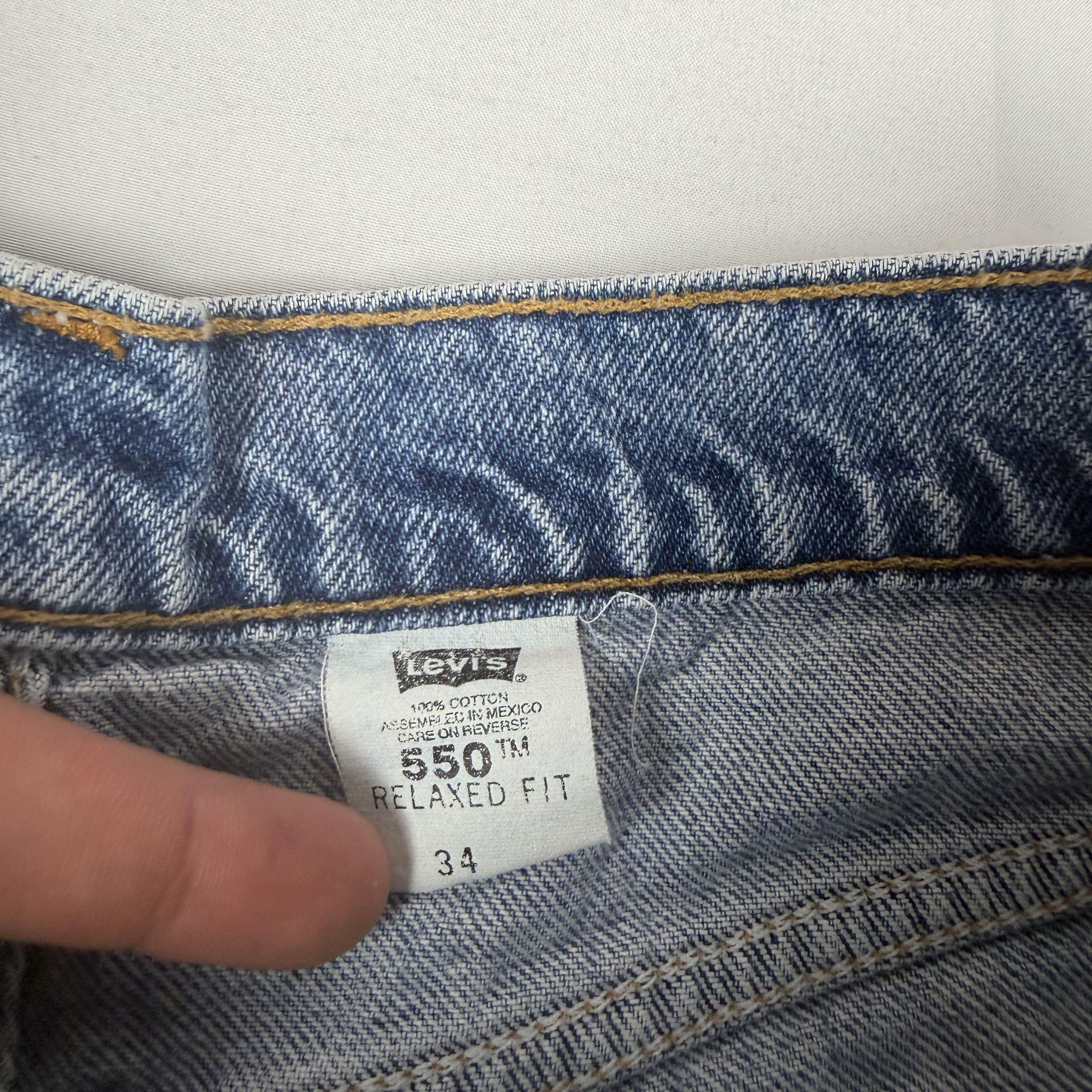 Levi's Vintage Levi's 550 Denim Shorts Medium Wash 34 Size US 34 / EU 50 - 3 Thumbnail