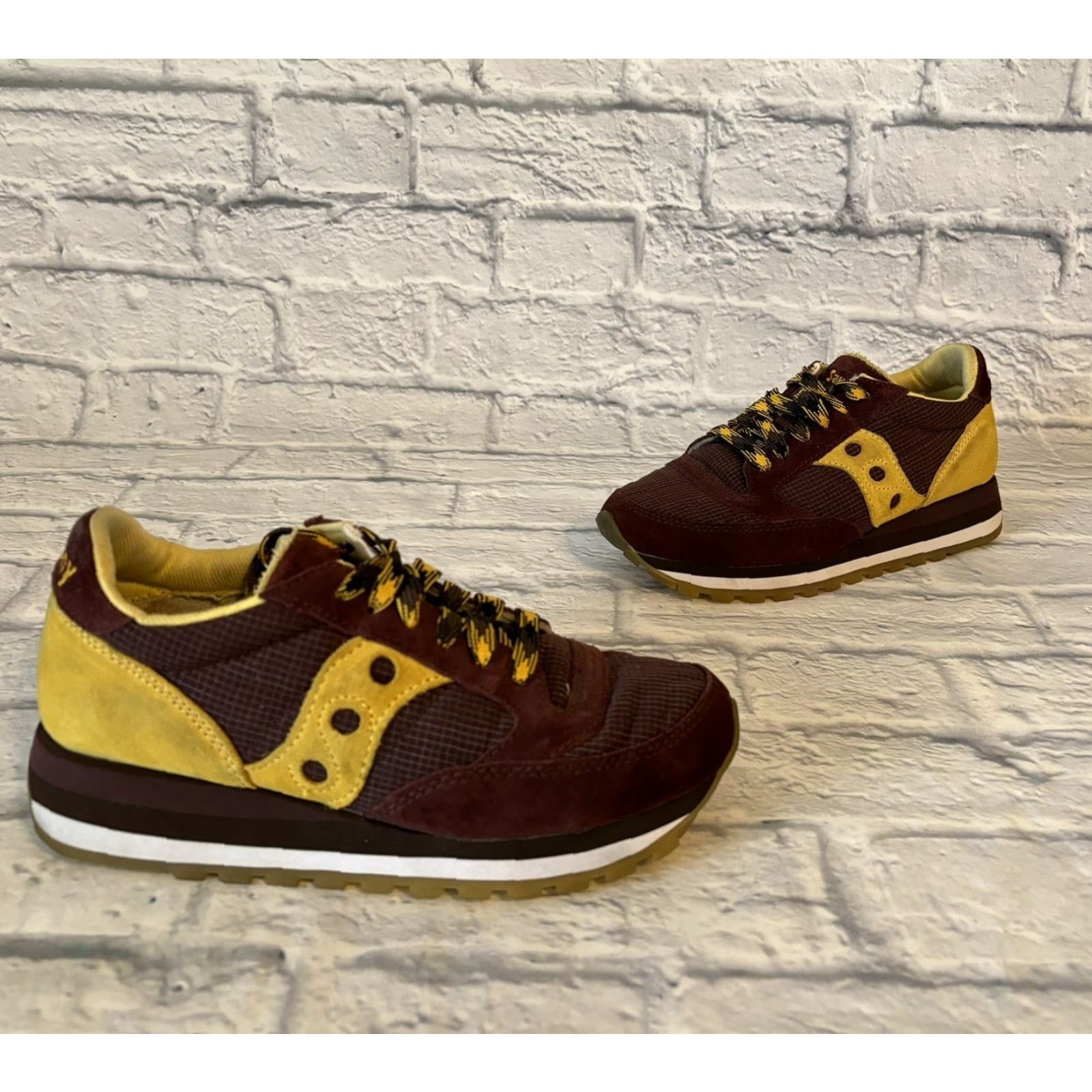 Saucony Saucony Jazz Original Womens Size 6 Dark Red Burgundy / Yellow Retro Low Top Sneaker Size M / US 6-8 / IT 42-44 - 2 Thumbnail
