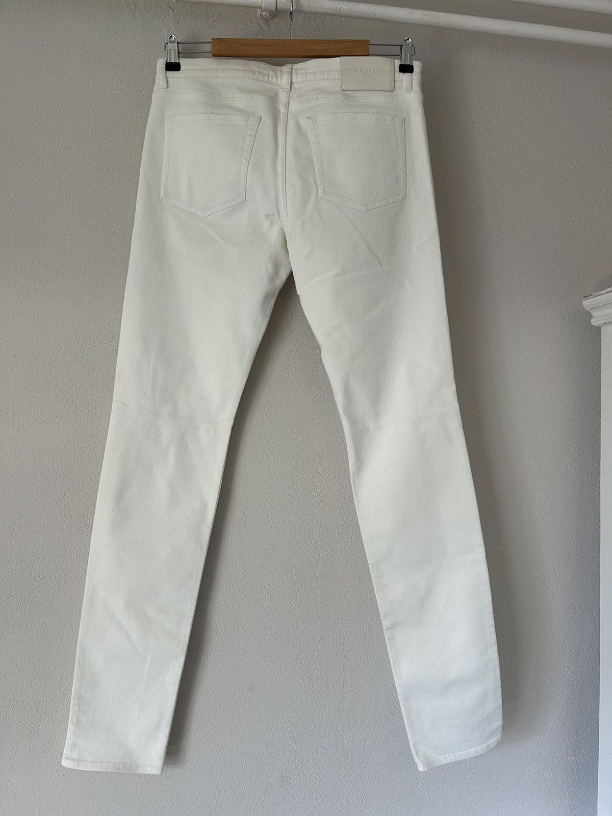 Givenchy White Distressed Ripped Knee Jeans Size US 32 / EU 48 - 11 Thumbnail