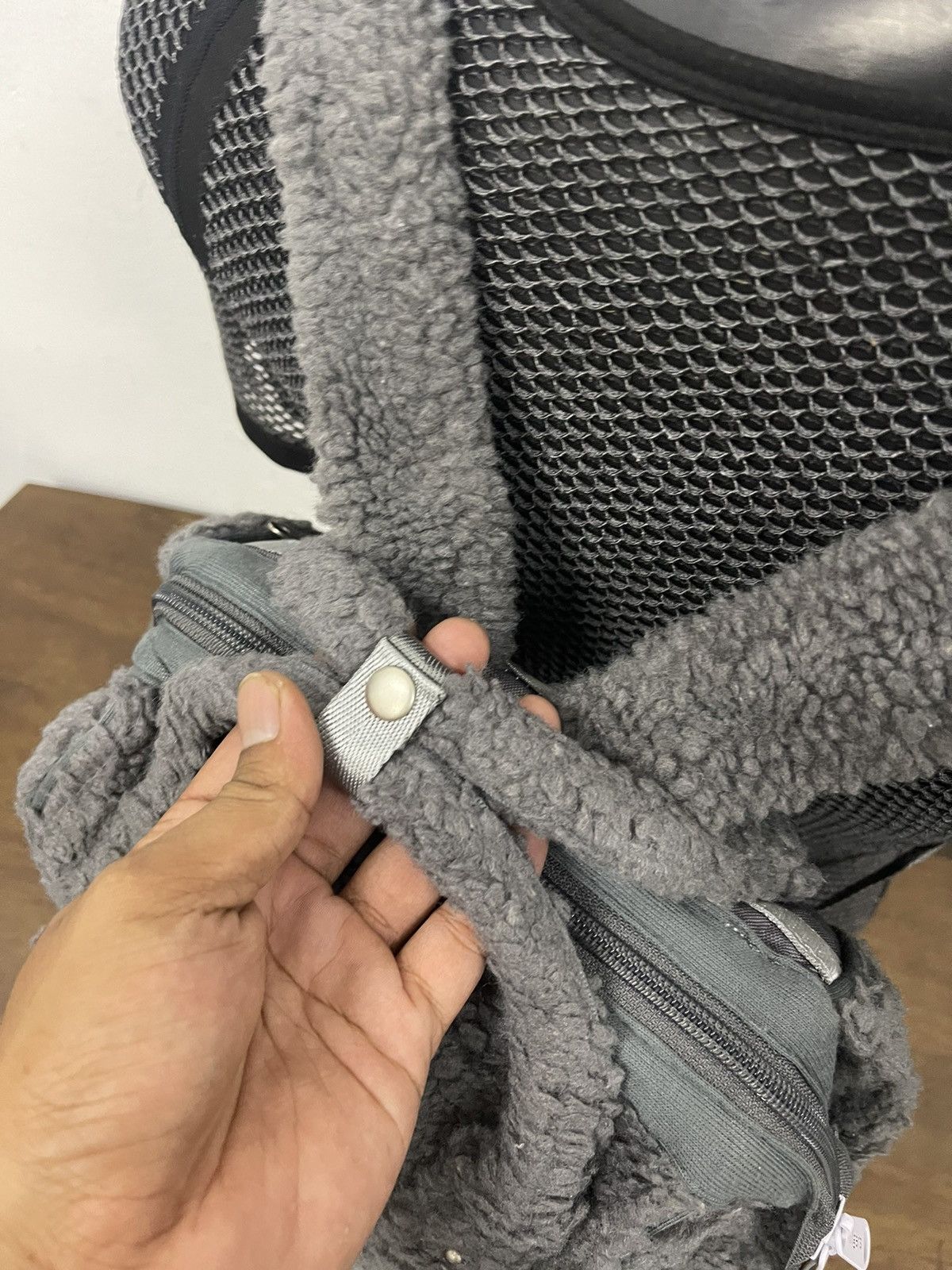 Japanese Brand Anello Polar Bear Benjamin X Hanshin Tiger sherpa bagpack Size ONE SIZE - 3 Thumbnail