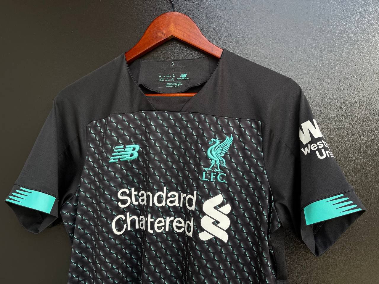 New Balance Liverpool 2019 2020 Third Football Shirt Jersey New Balance Size US S / EU 44-46 / 1 - 2 Thumbnail