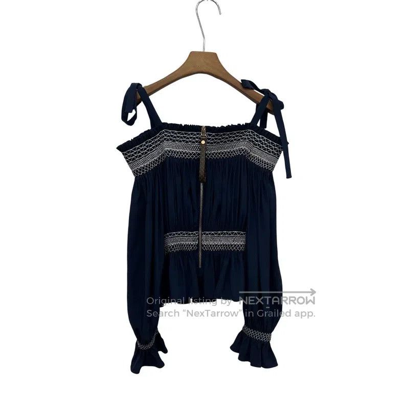 Louis Vuitton Louis Vuitton Navy embroidered lace long sleeve Size XS / US 0-2 / IT 36-38 - 3 Thumbnail