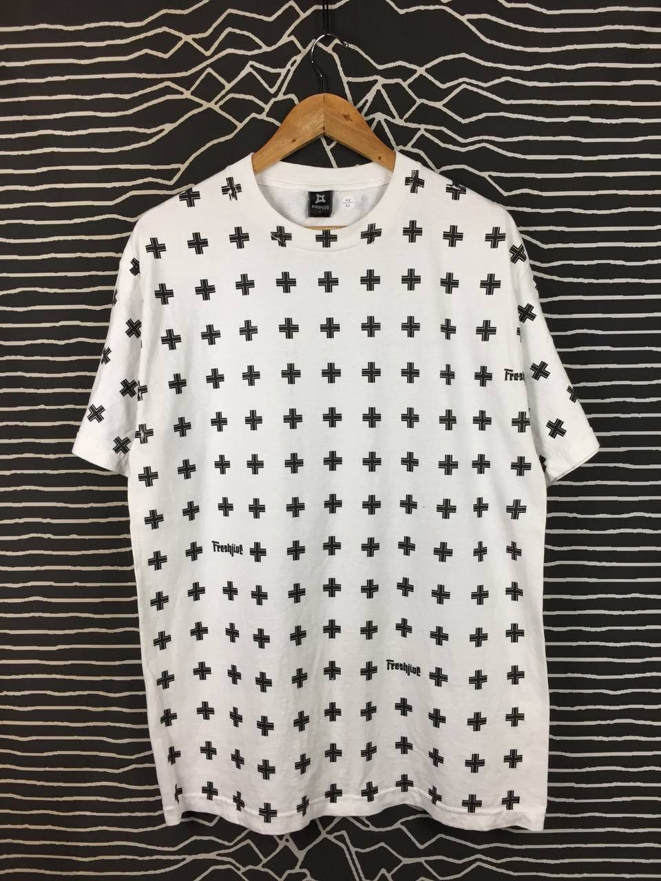 Freshjive Vtg Freshjive Rick Klotz OG Streetwear All-Over Print Tee Size US L / EU 52-54 / 3 - 1 Thumbnail