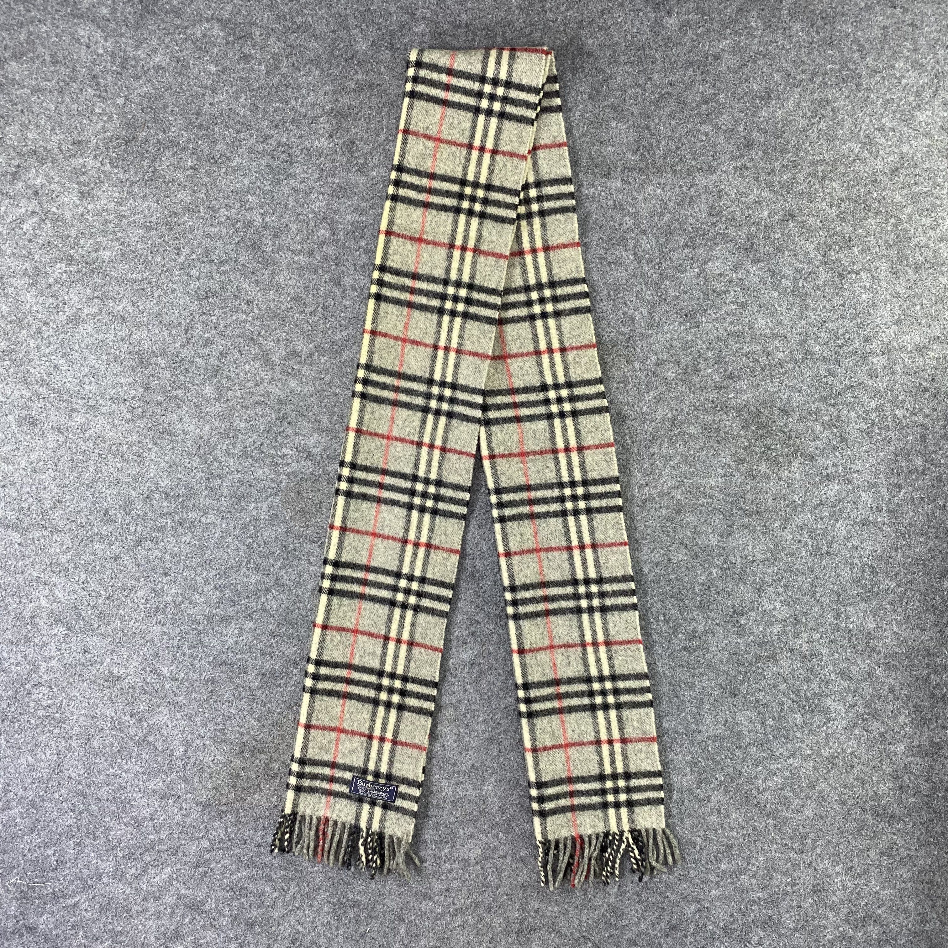 Burberry Burberry Scarf / Muffler / Neckwear T1144 Size ONE SIZE - 4 Thumbnail