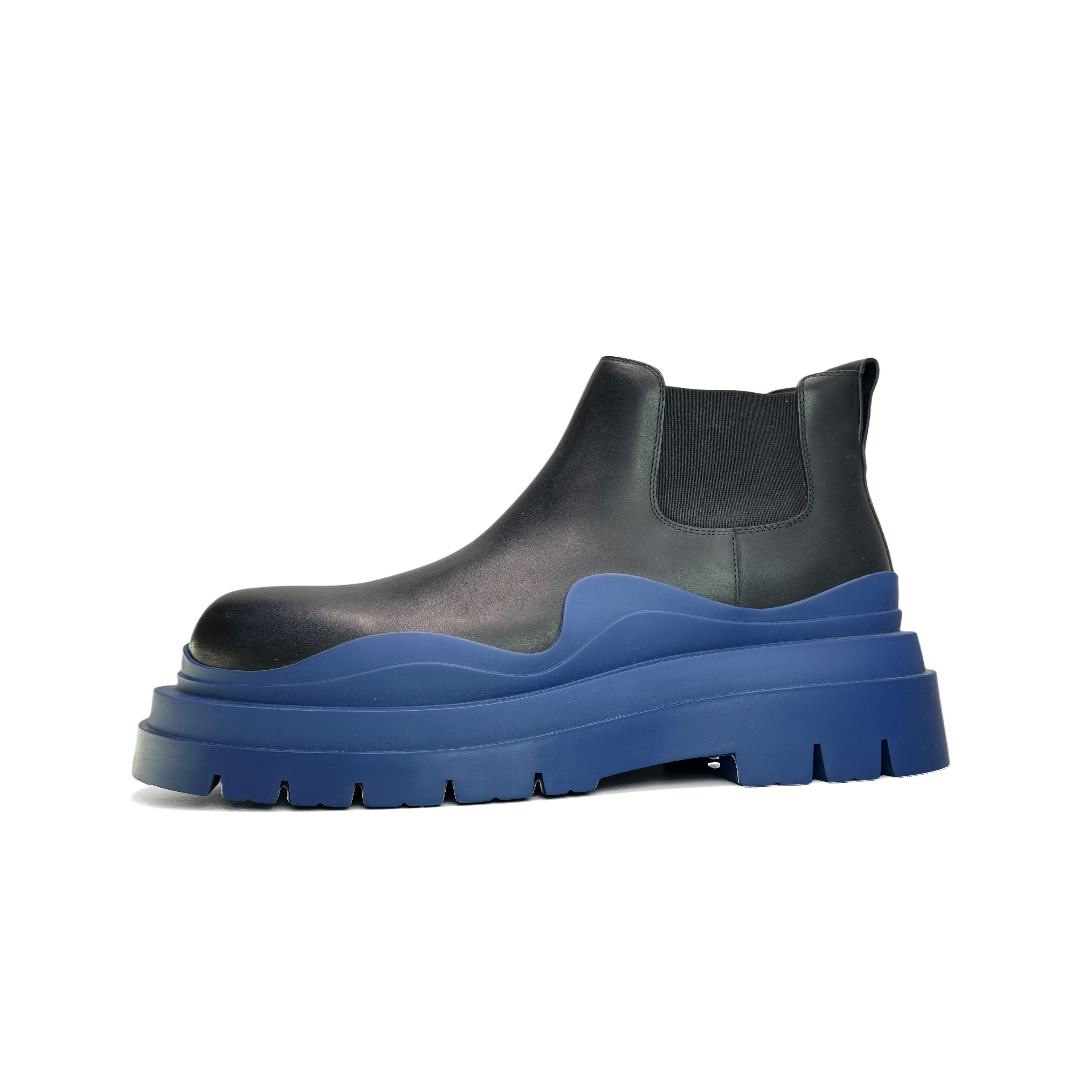 Bottega Veneta Bottega Veneta Tire Chelsea Boots Size 45 Size US 12 / EU 45 - 1 Thumbnail
