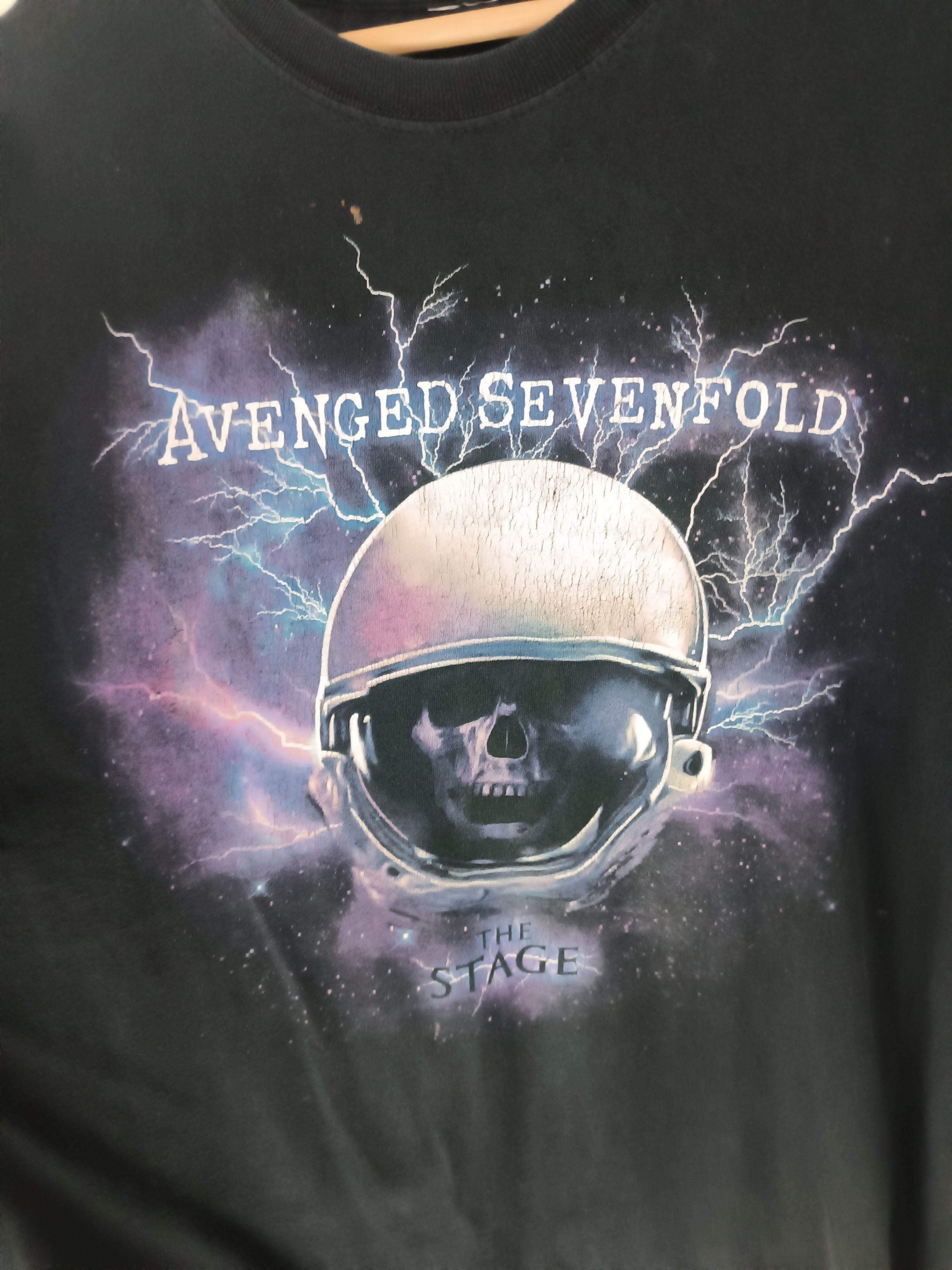 Band Tees THRASHED FADED VINTAGE A7X AVENGED SEVENFOLD 2017 TOUR METAL Size US L / EU 52-54 / 3 - 8 Thumbnail
